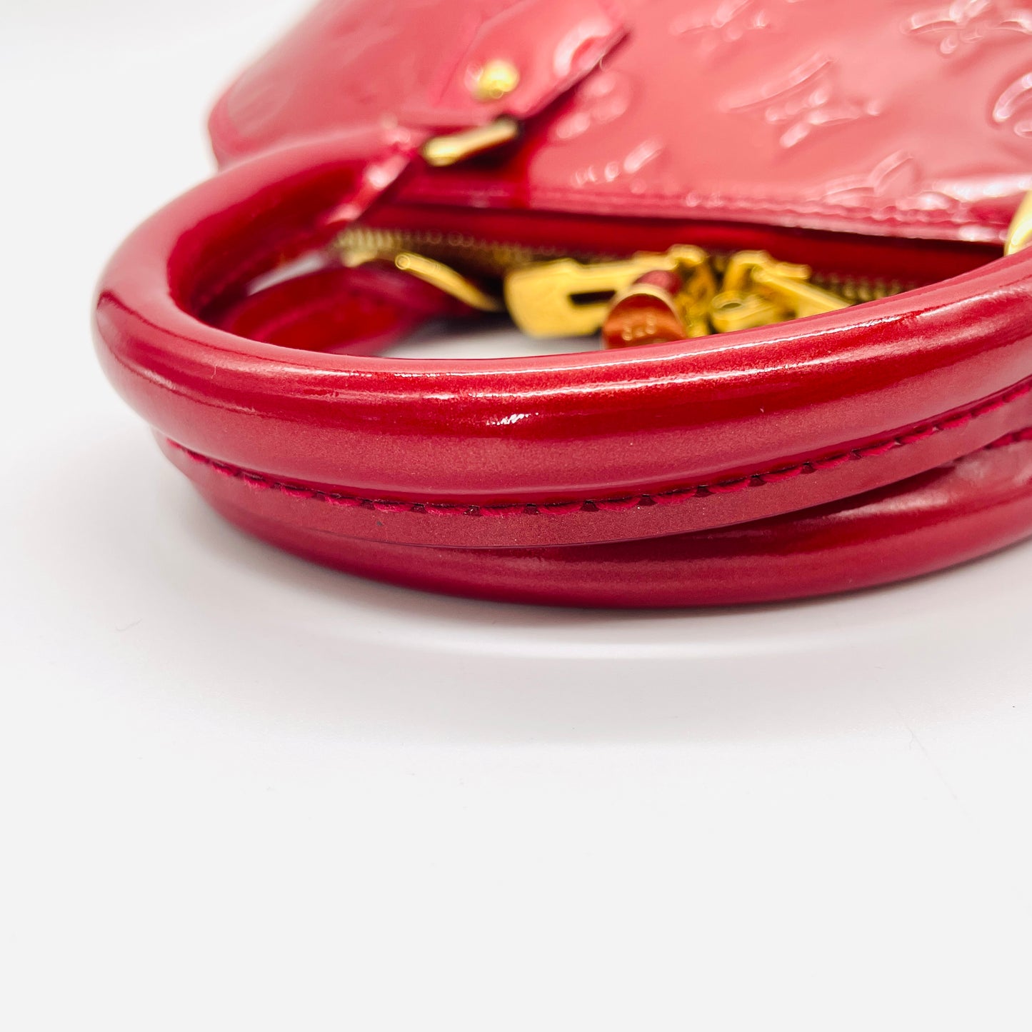 LOUIS VUITTON Vernis Alma PM