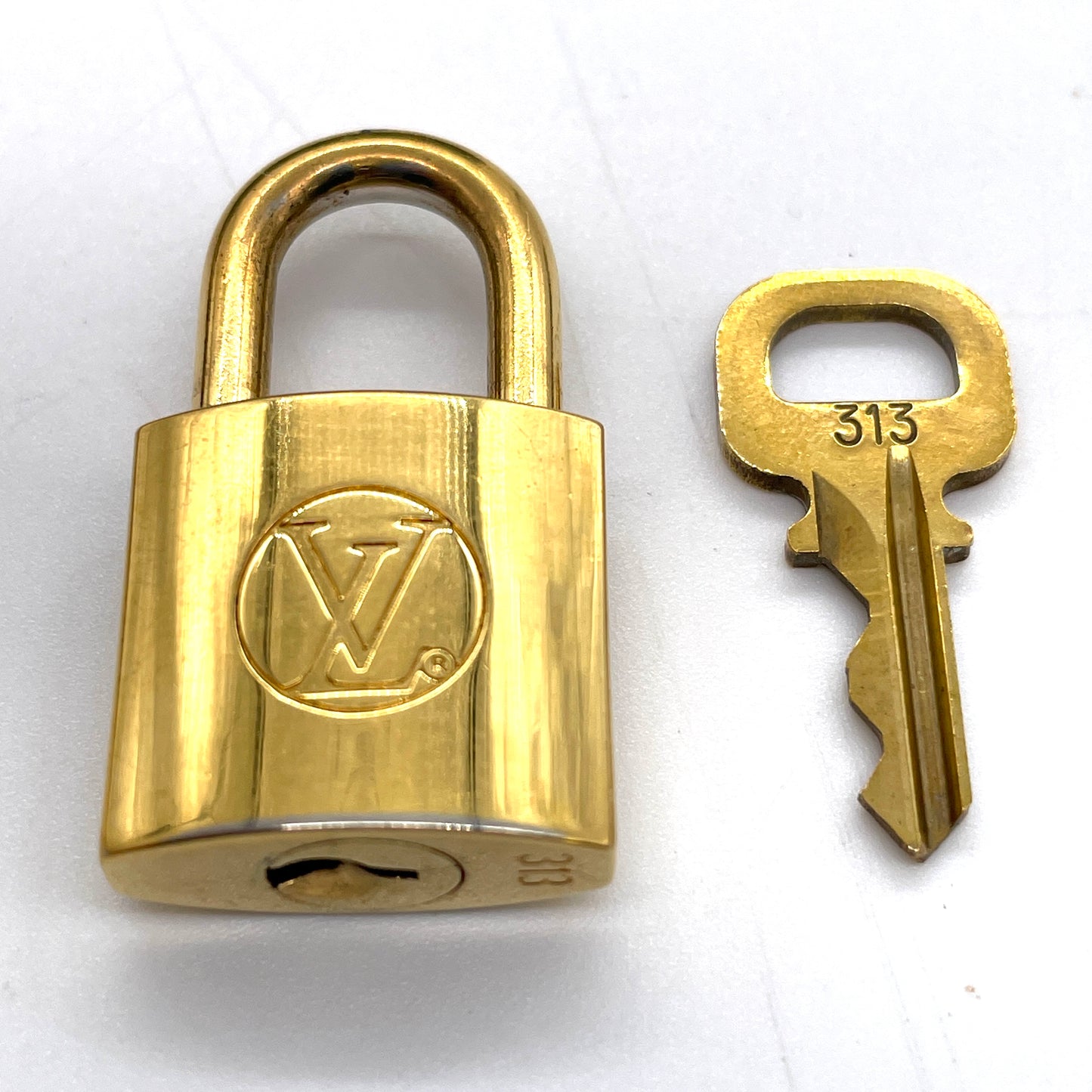 LOUIS VUITTON City Steamer MM