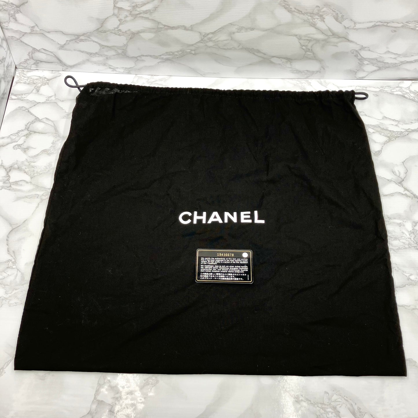 CHANEL Bicolore tote bag caviar skin