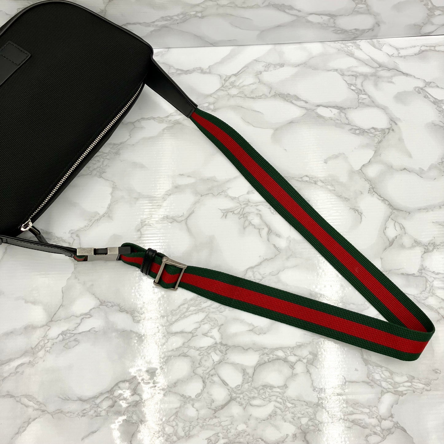 GUCCI Sherry Line Body Bag