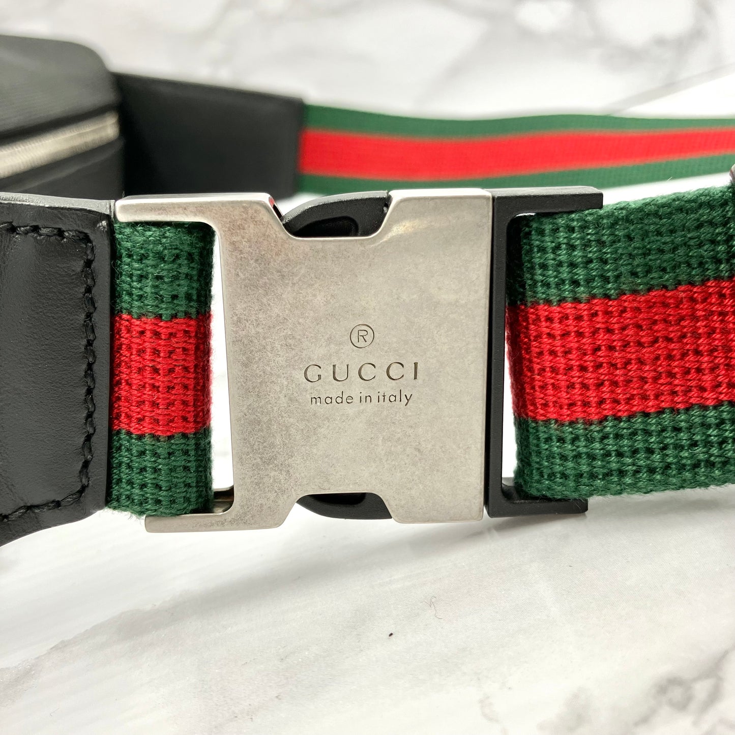 GUCCI Sherry Line Body Bag