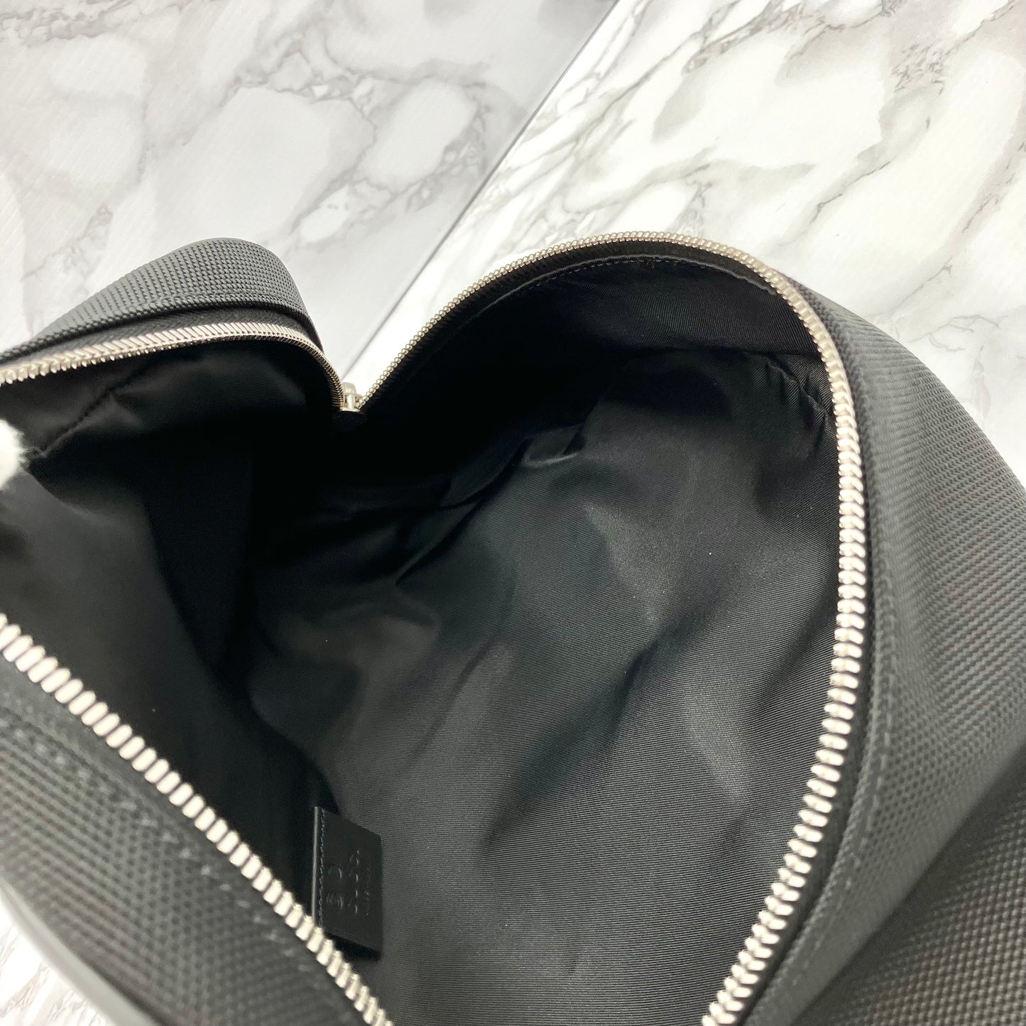 GUCCI Sherry Line Body Bag