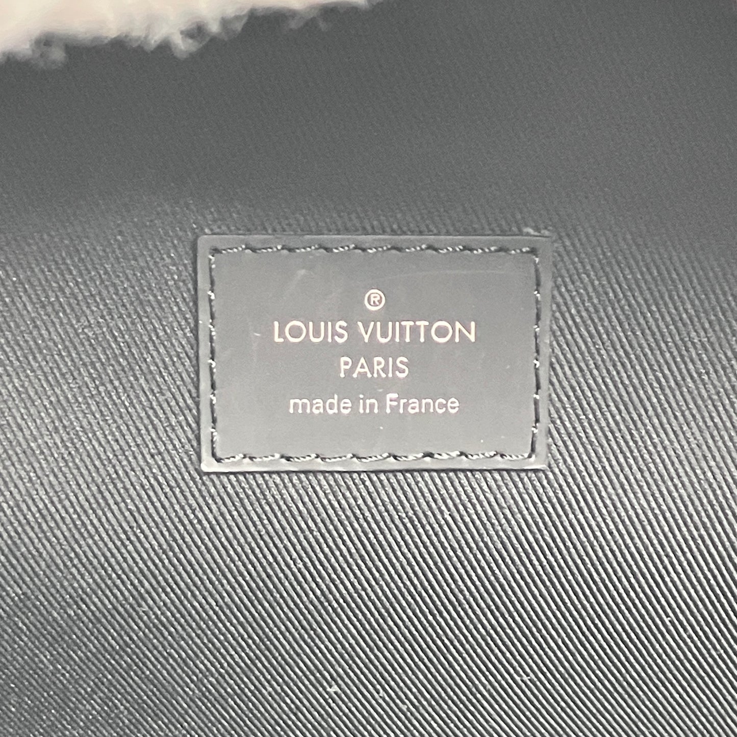 LOUIS VUITTON Damier Graphite Josh