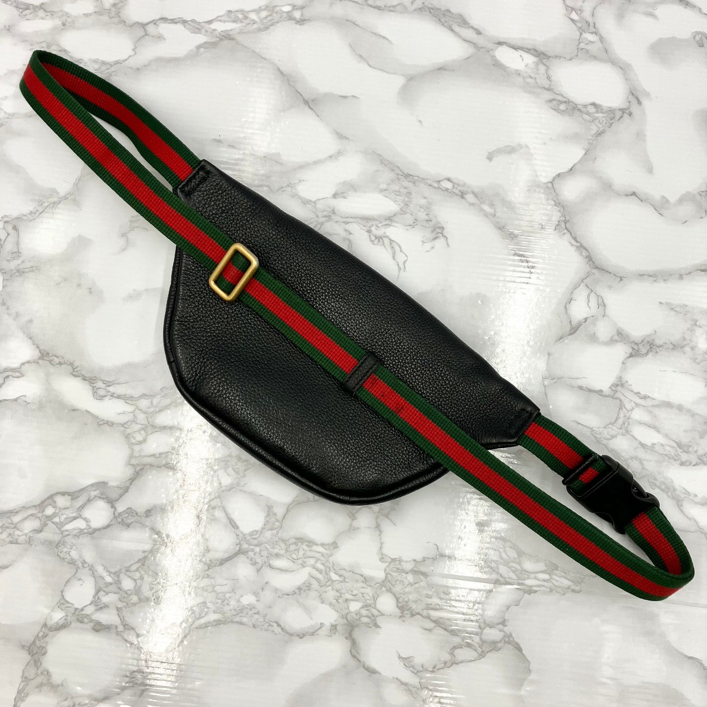 GUCCI Logo print body bag sherry line