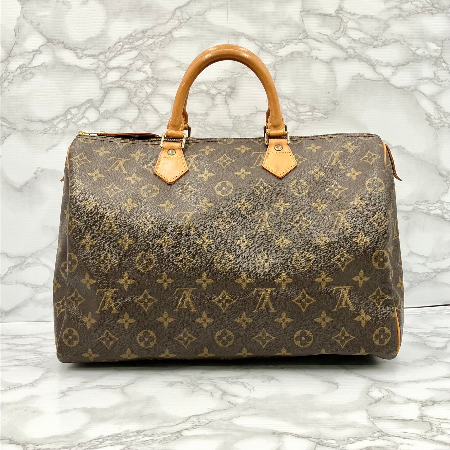 LOUIS VUITTON Monogram Speedy 35