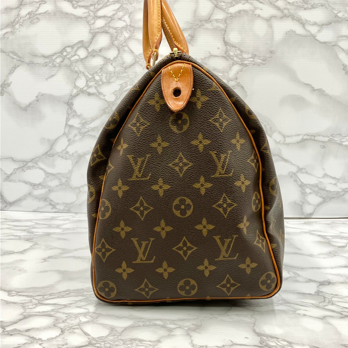 LOUIS VUITTON Monogram Speedy 35