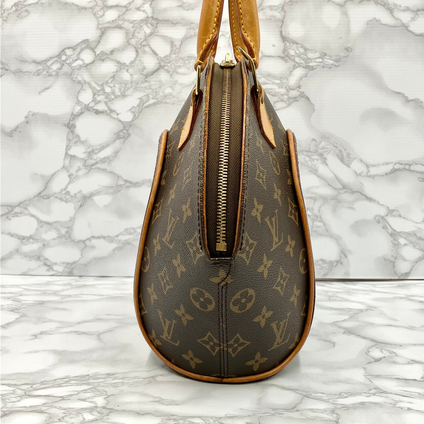 LOUIS VUITTON Monogram Ellipse PM