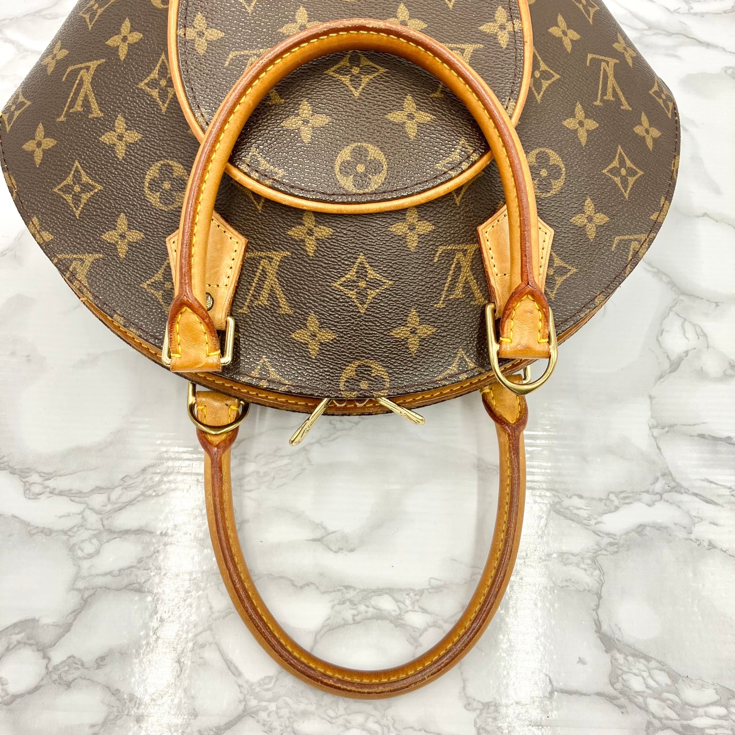 LOUIS VUITTON Monogram Ellipse PM