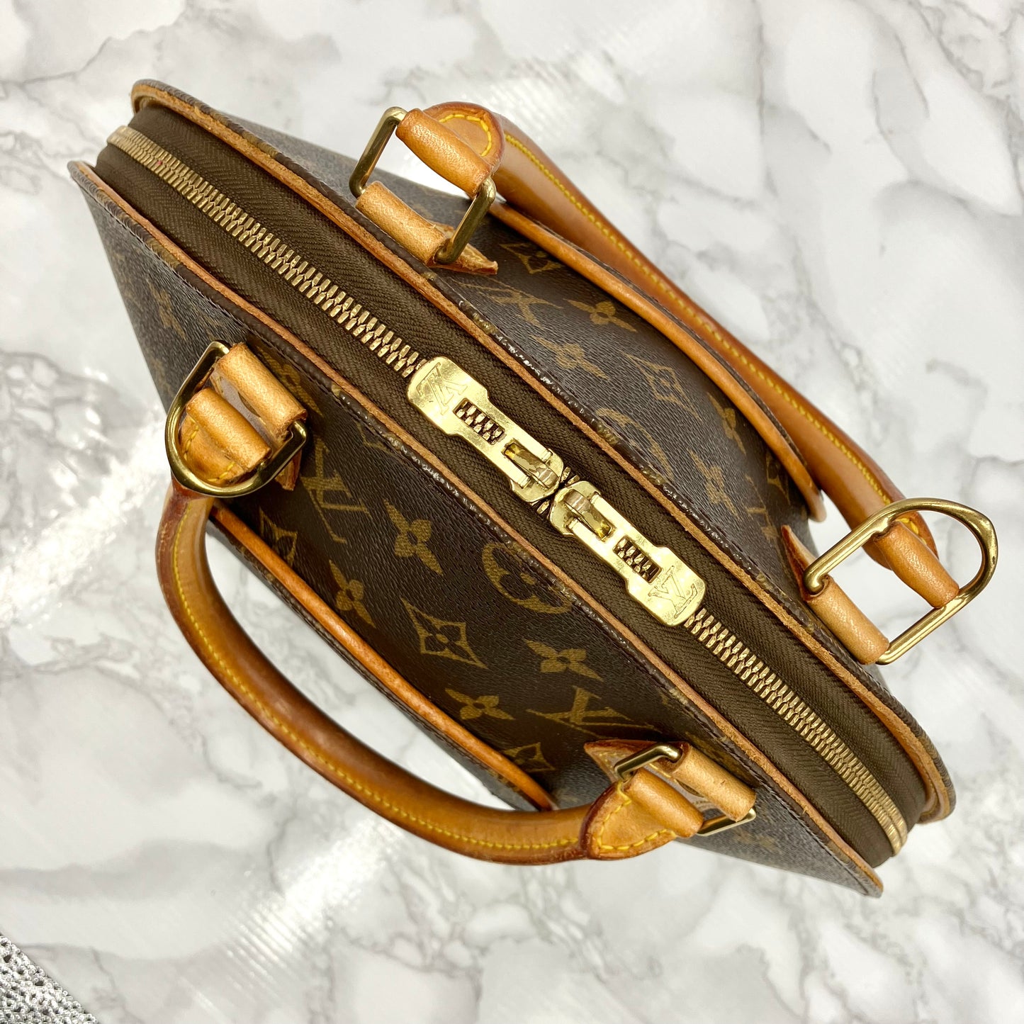 LOUIS VUITTON Monogram Ellipse PM