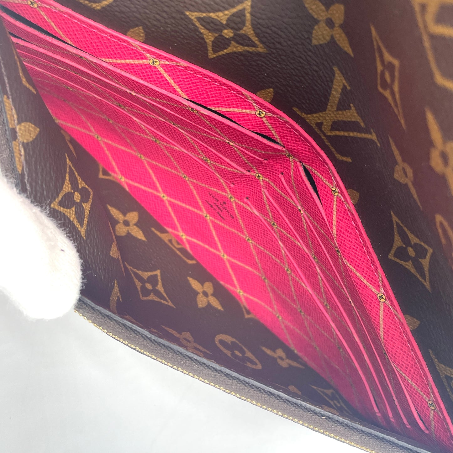 LOUIS VUITTON Pochette Weekend Summer Trunk