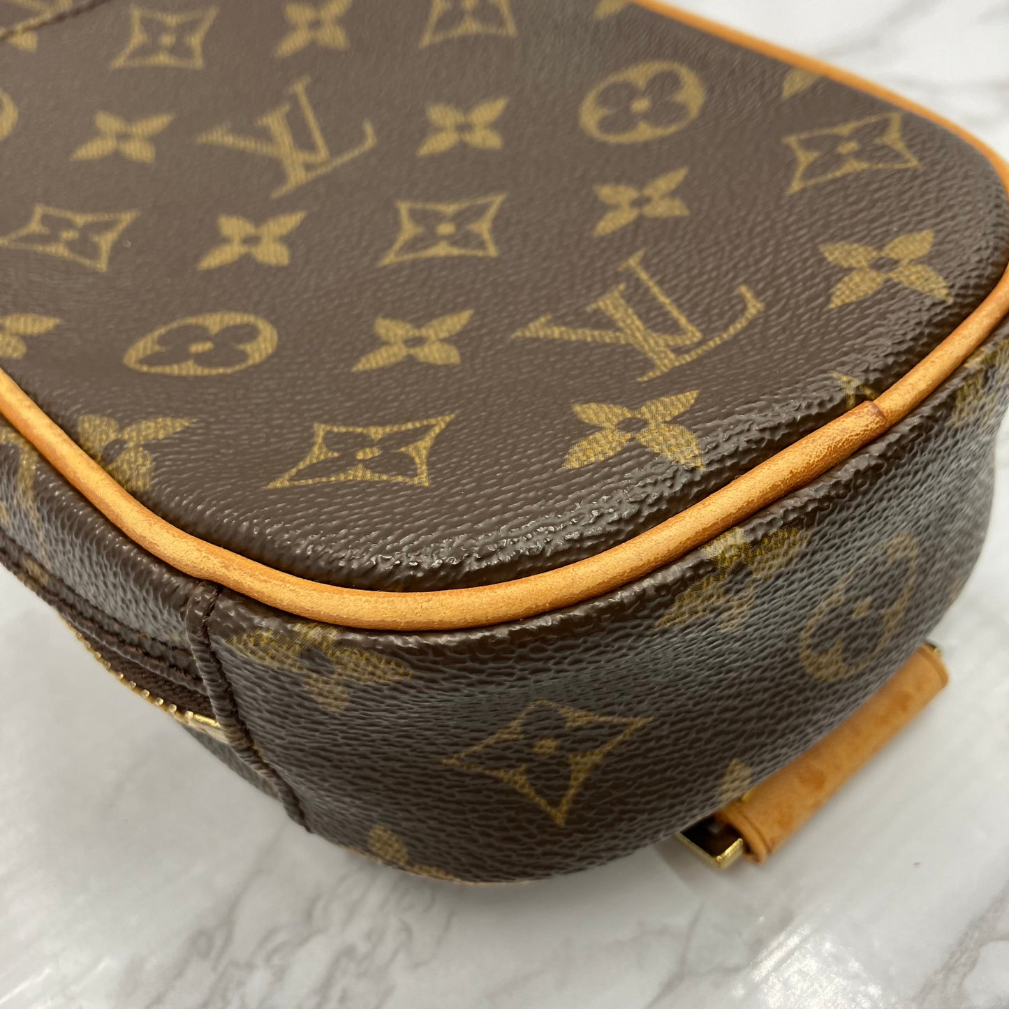 LOUIS VUITTON Monogram Pochette Gange