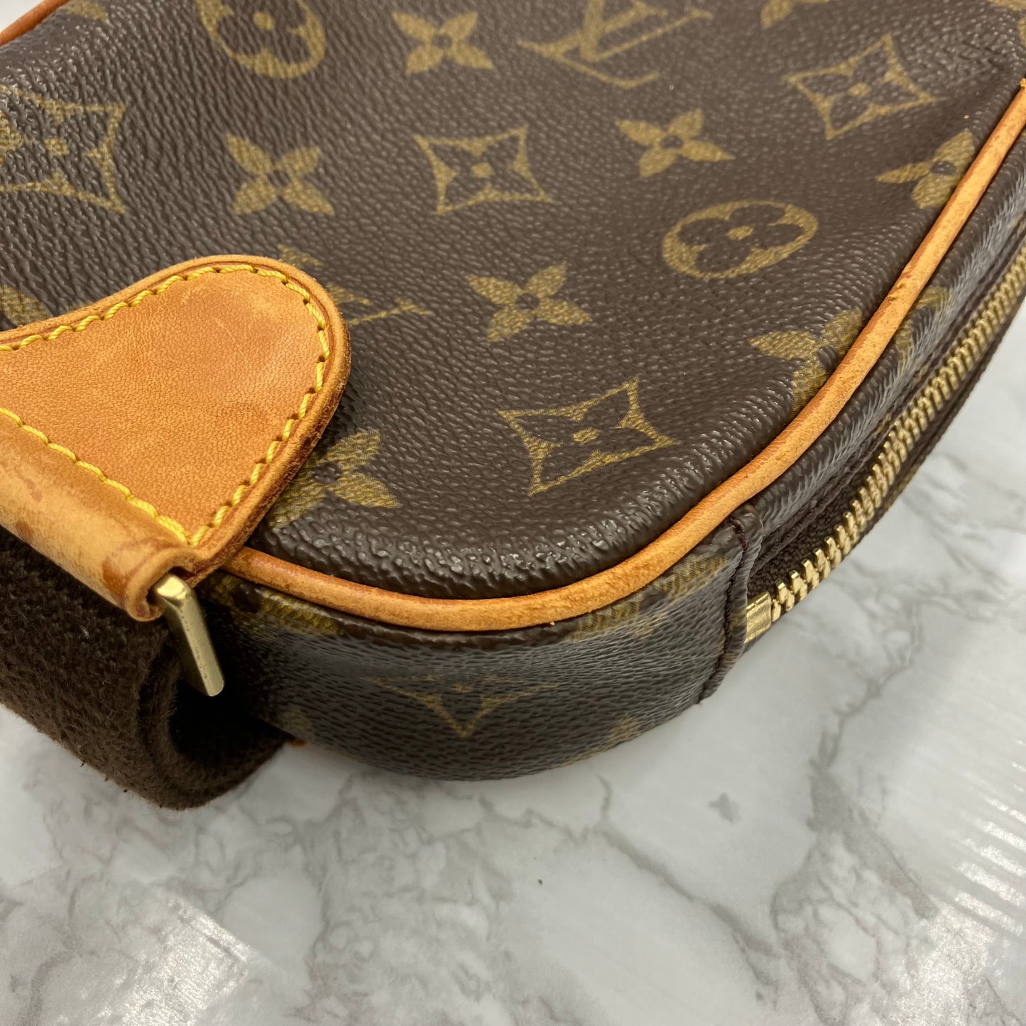 LOUIS VUITTON Monogram Pochette Gange
