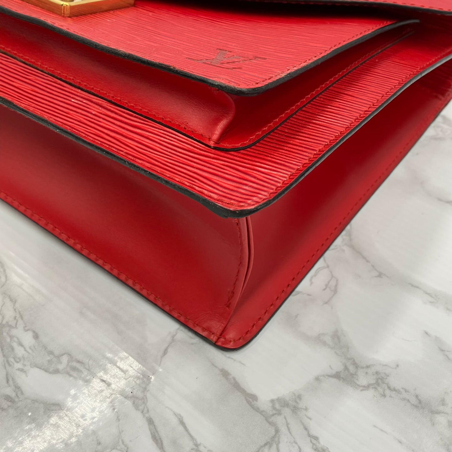 LOUIS VUITTON Epi Monceau