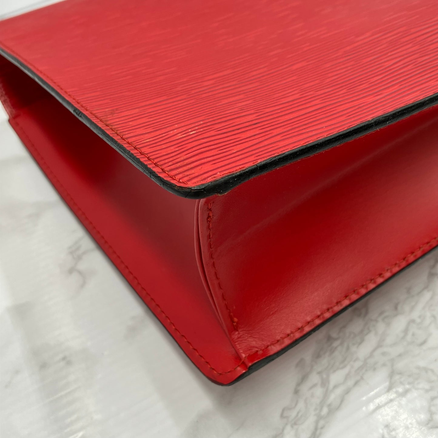 LOUIS VUITTON Epi Monceau