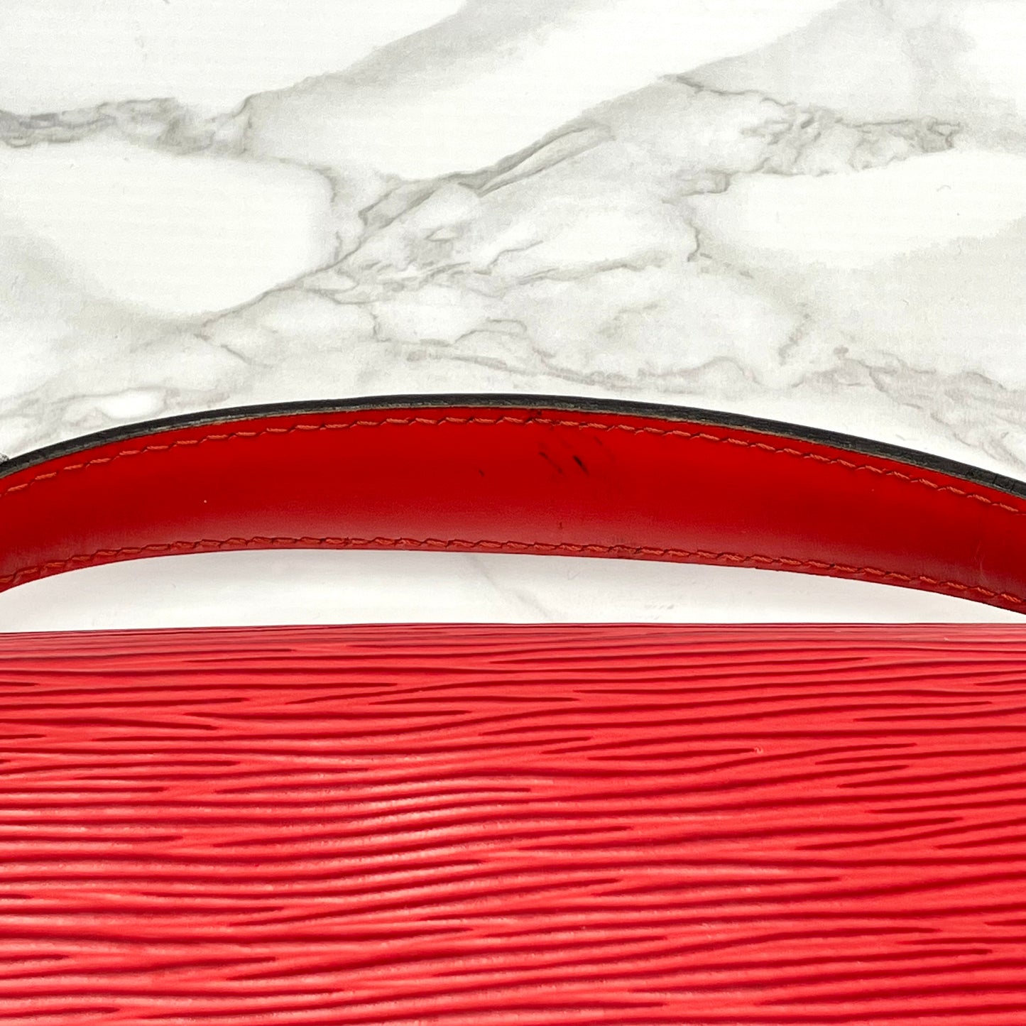 LOUIS VUITTON Epi Monceau