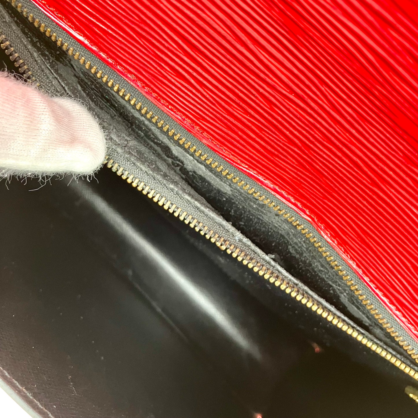 LOUIS VUITTON Epi Monceau