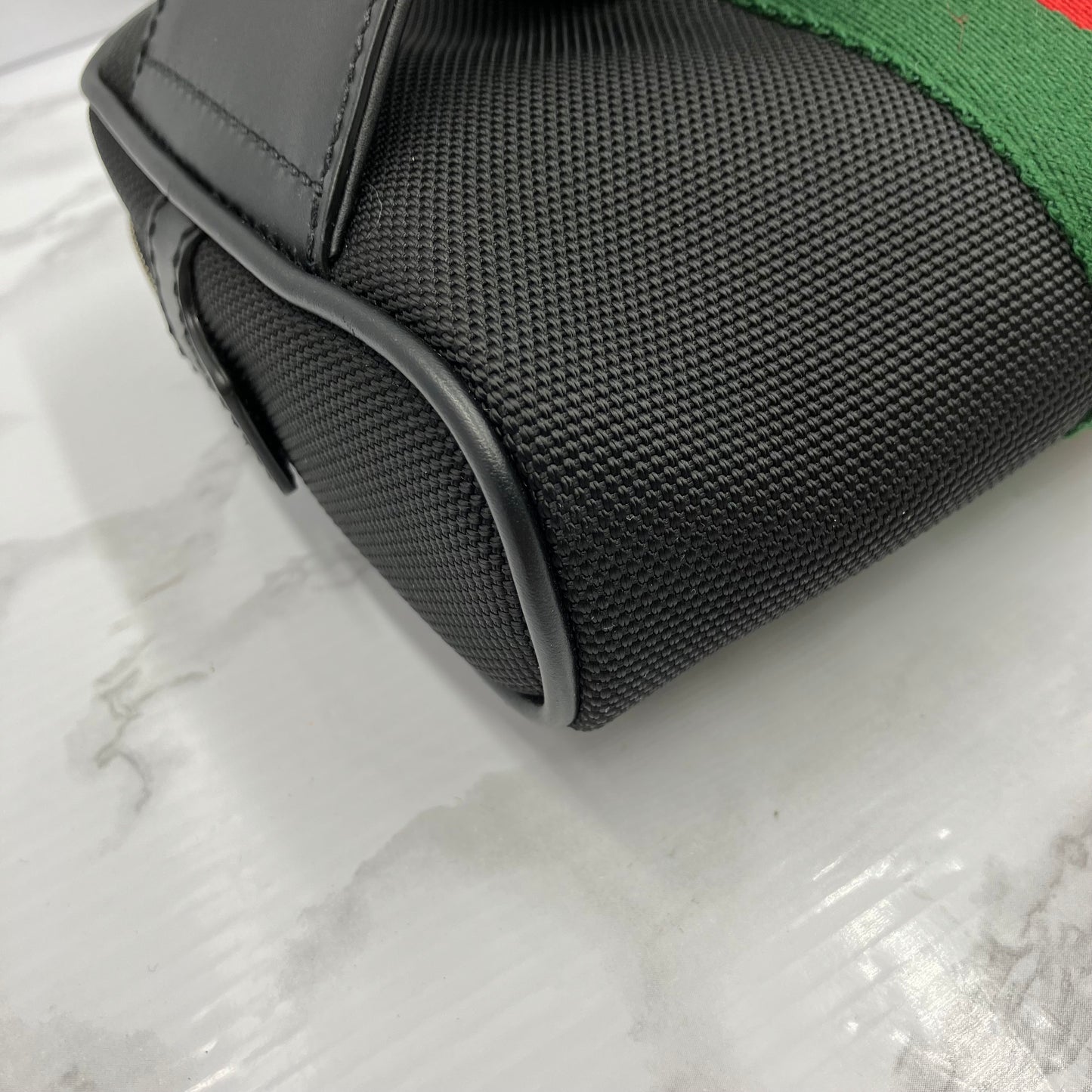 GUCCI Sherry Line Body Bag