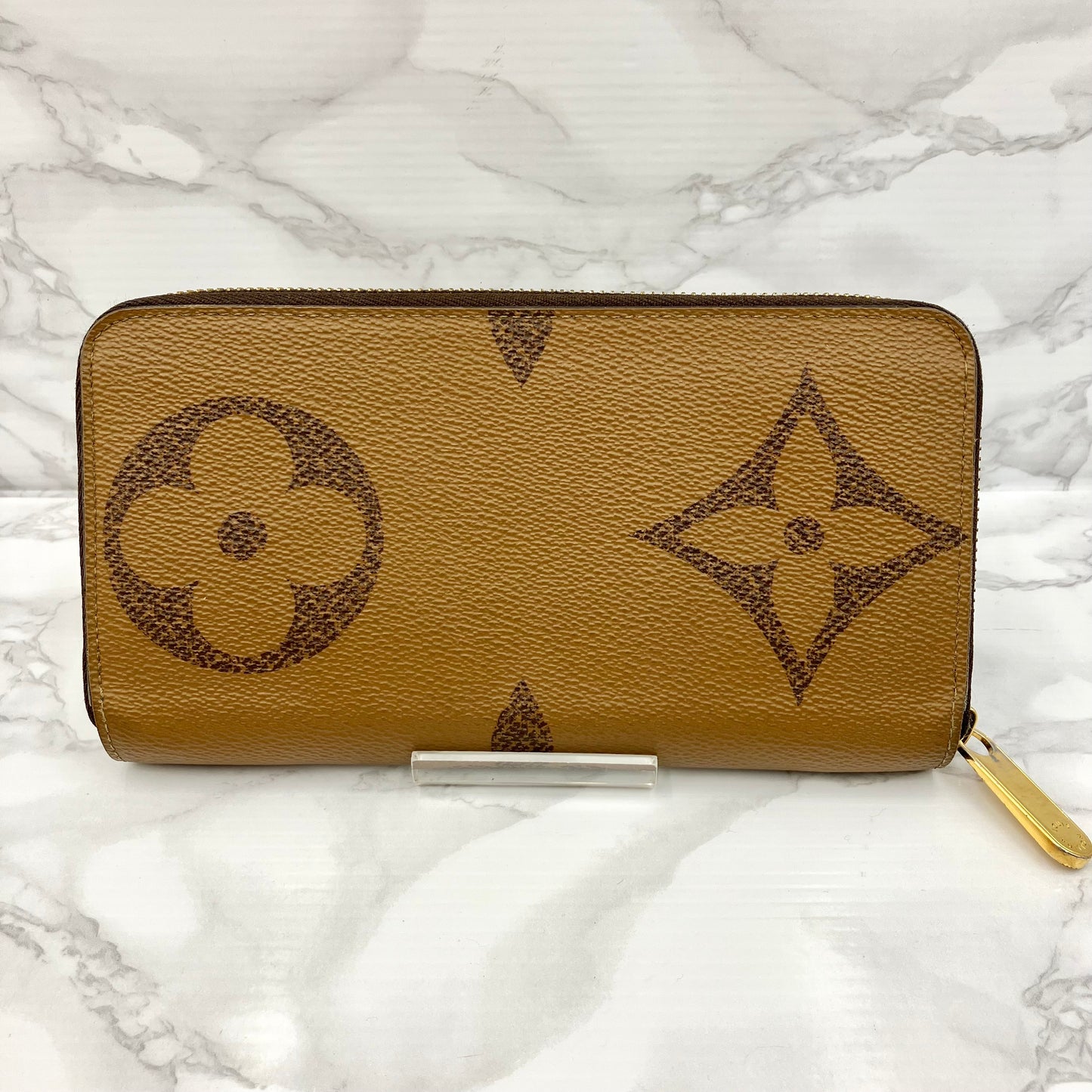 LOUIS VUITTON Monogram Giant Reverse RFID