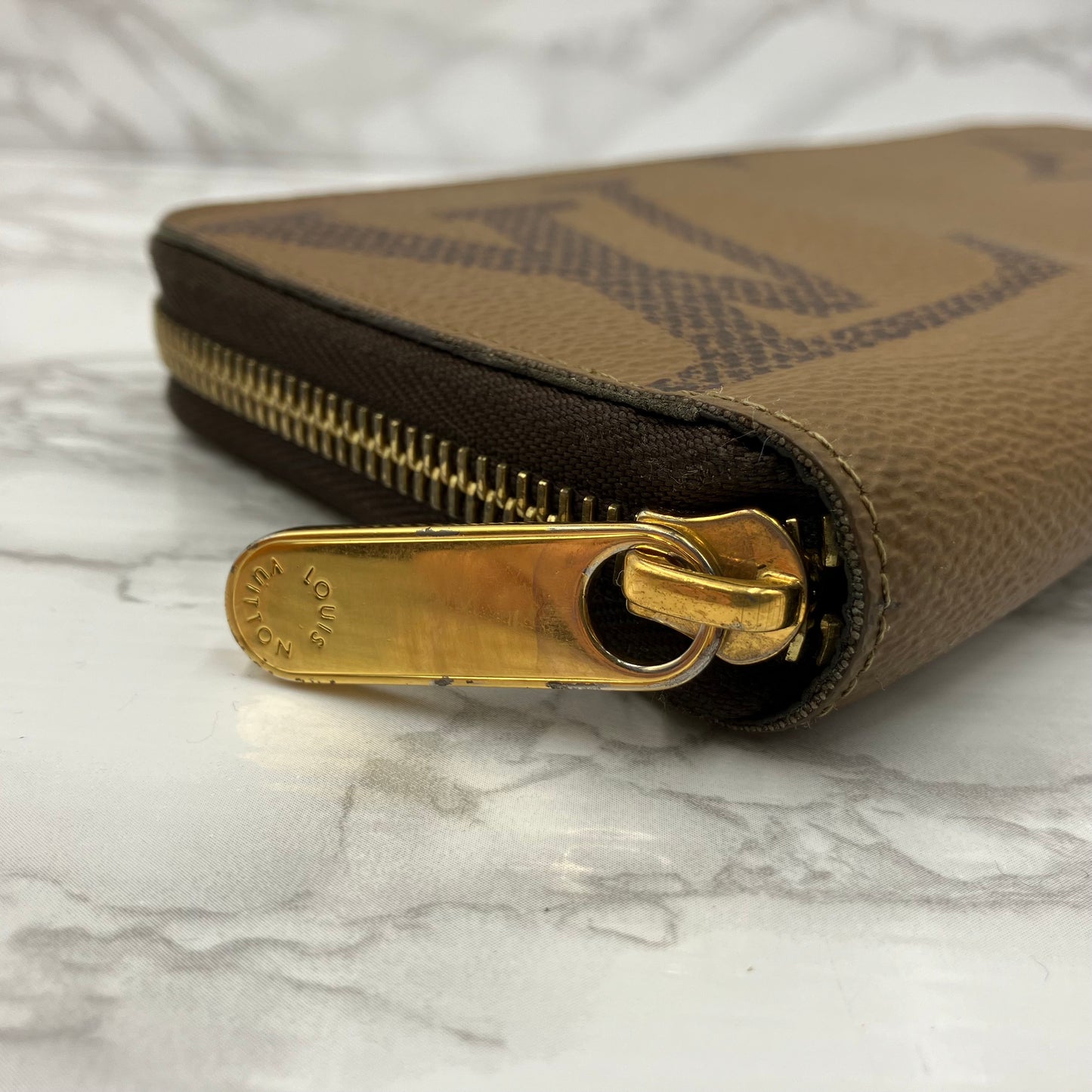 LOUIS VUITTON Monogram Giant Reverse RFID