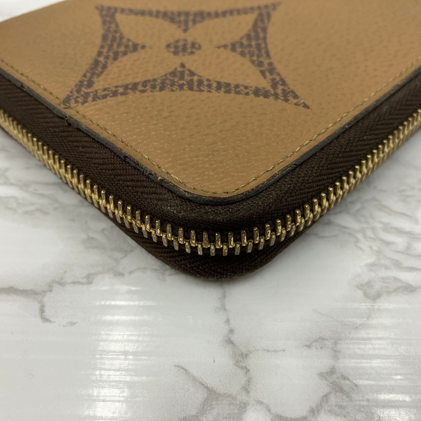 LOUIS VUITTON Monogram Giant Reverse RFID