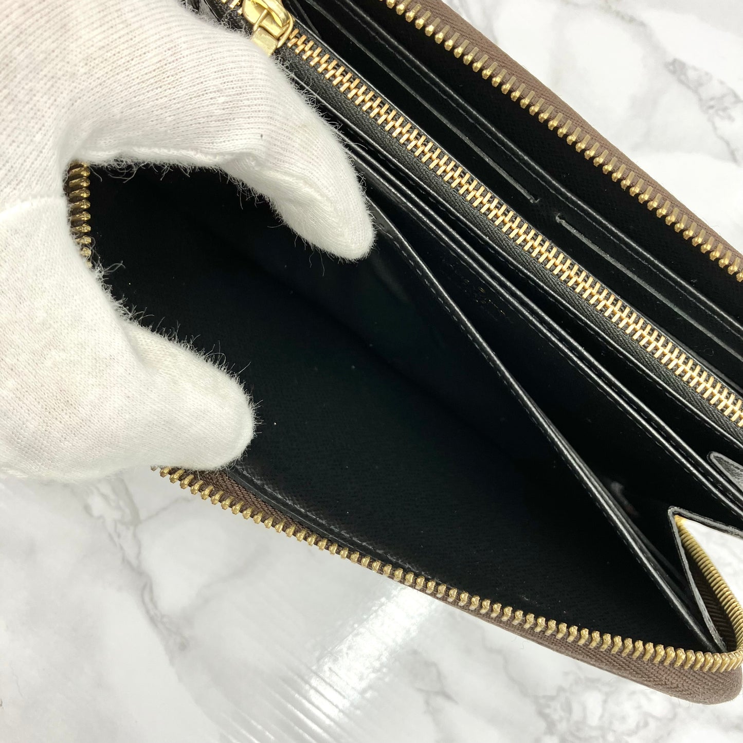 LOUIS VUITTON Monogram Giant Reverse RFID