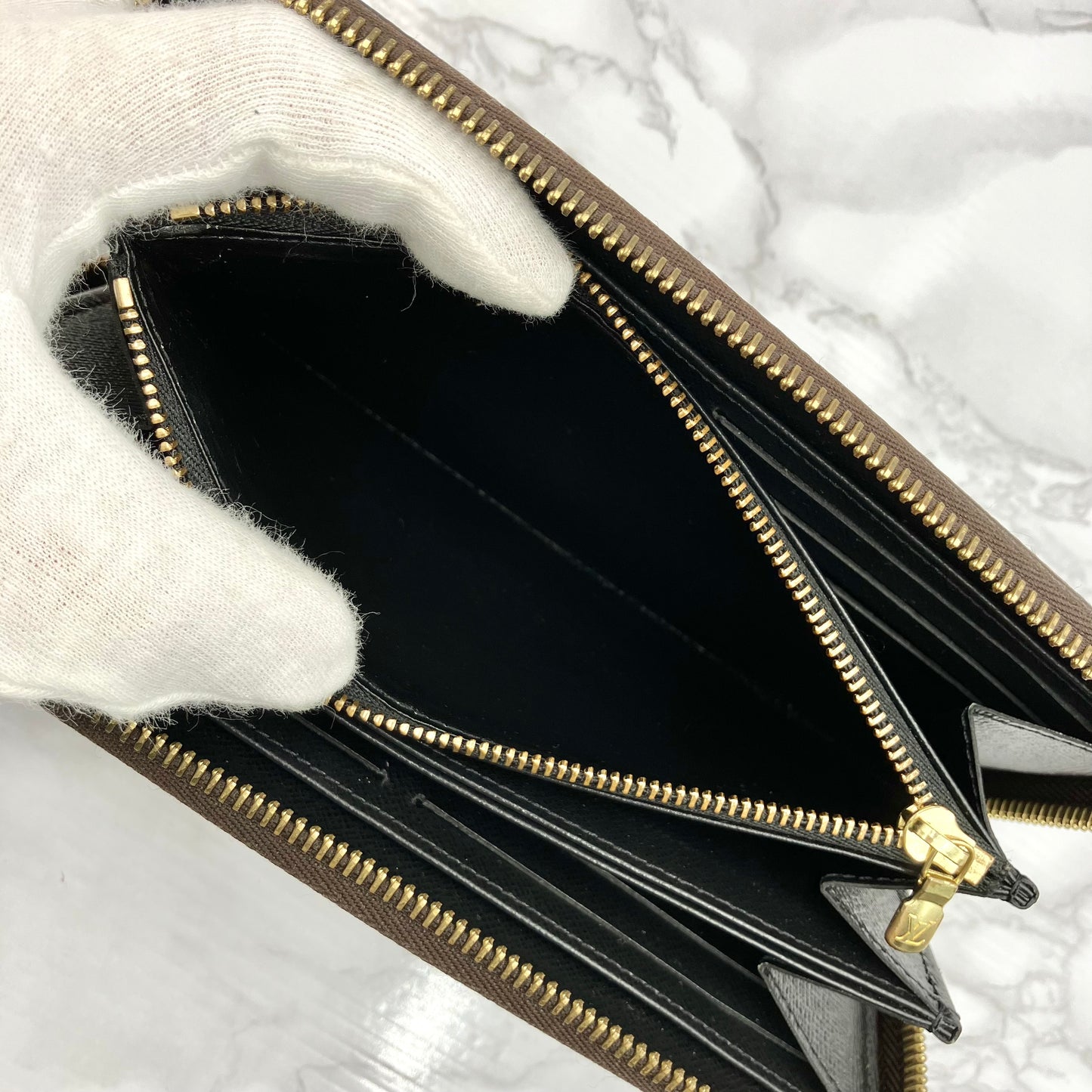 LOUIS VUITTON Monogram Giant Reverse RFID