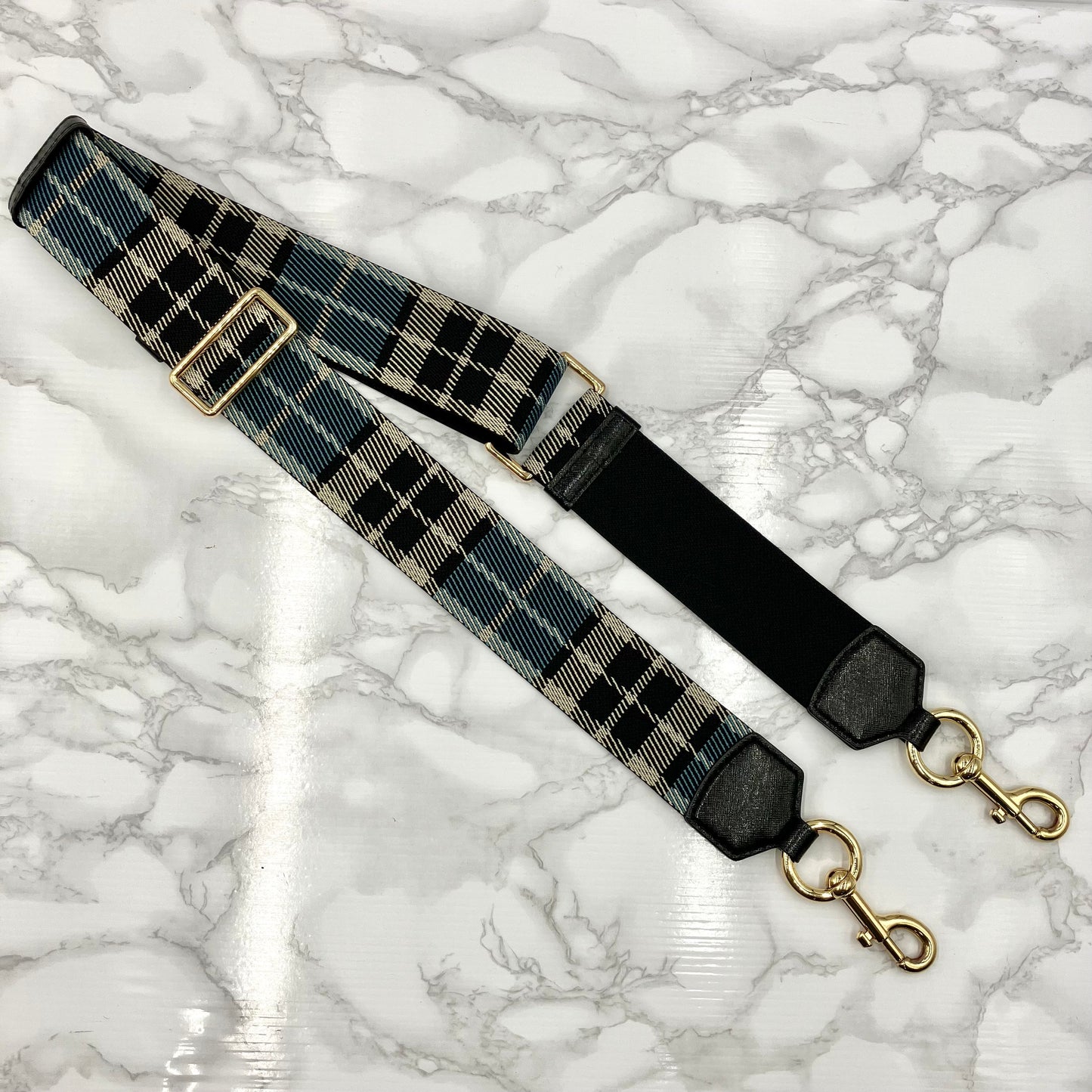 MARC JACOBS Snap Shot