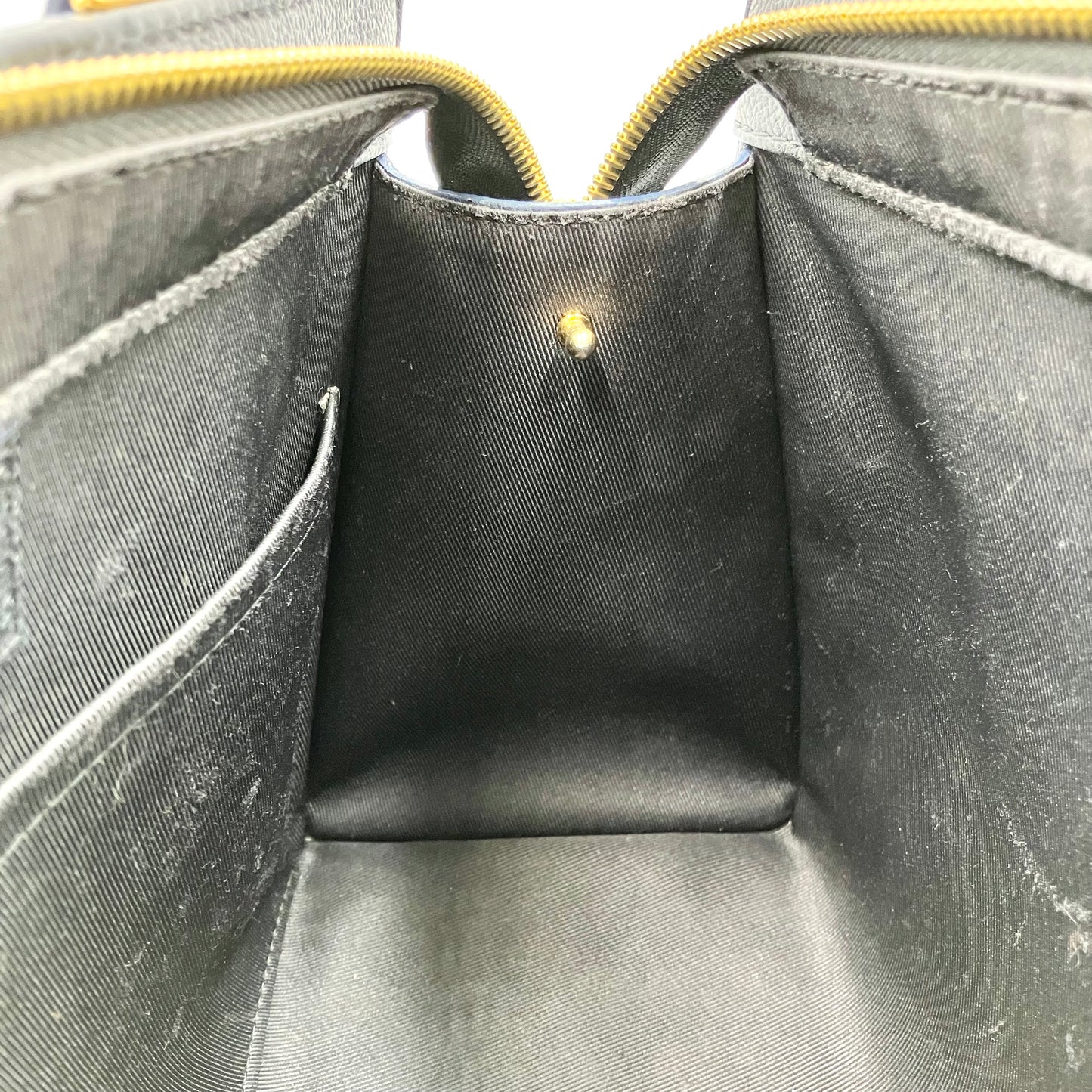 LOUIS VUITTON Three PM Empreinte