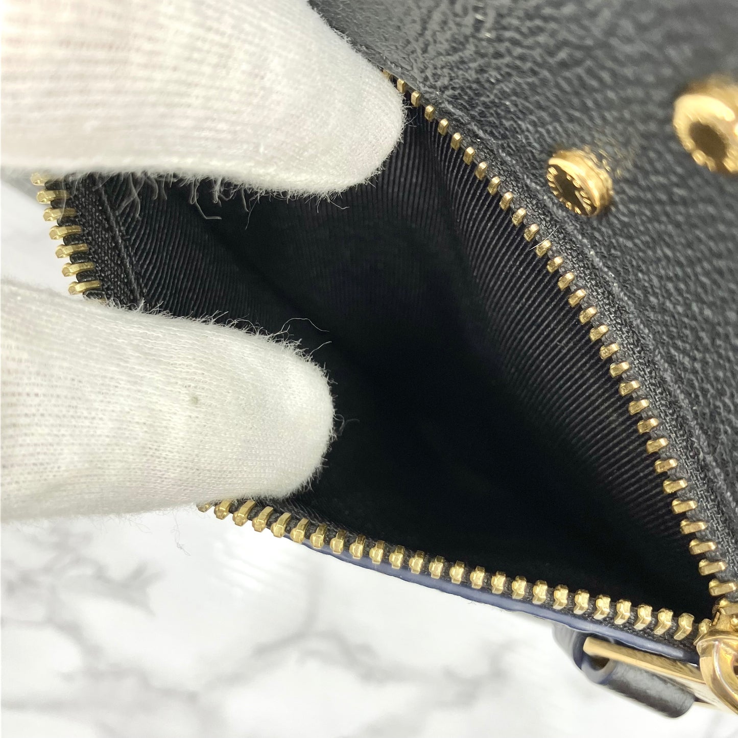 LOUIS VUITTON Three PM Empreinte