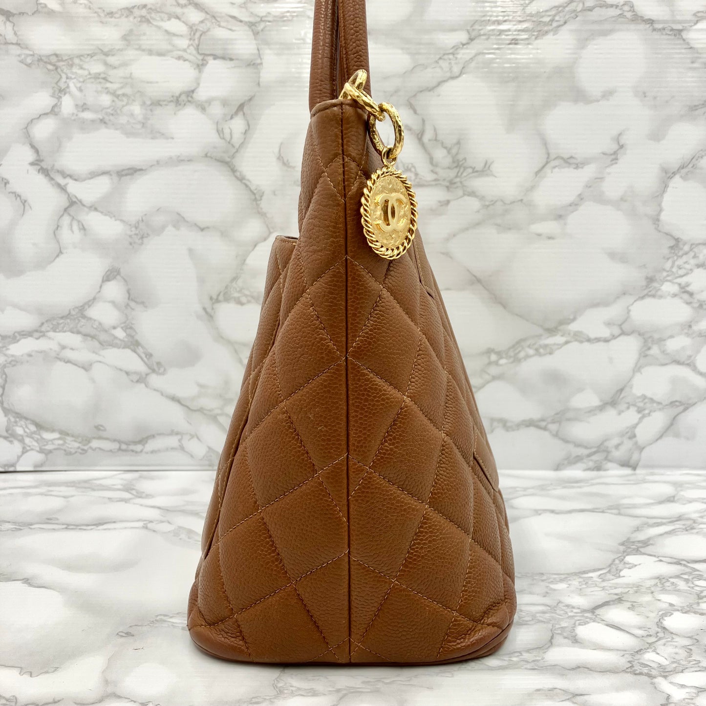 CHANEL Reprint Tote Bag Medallion