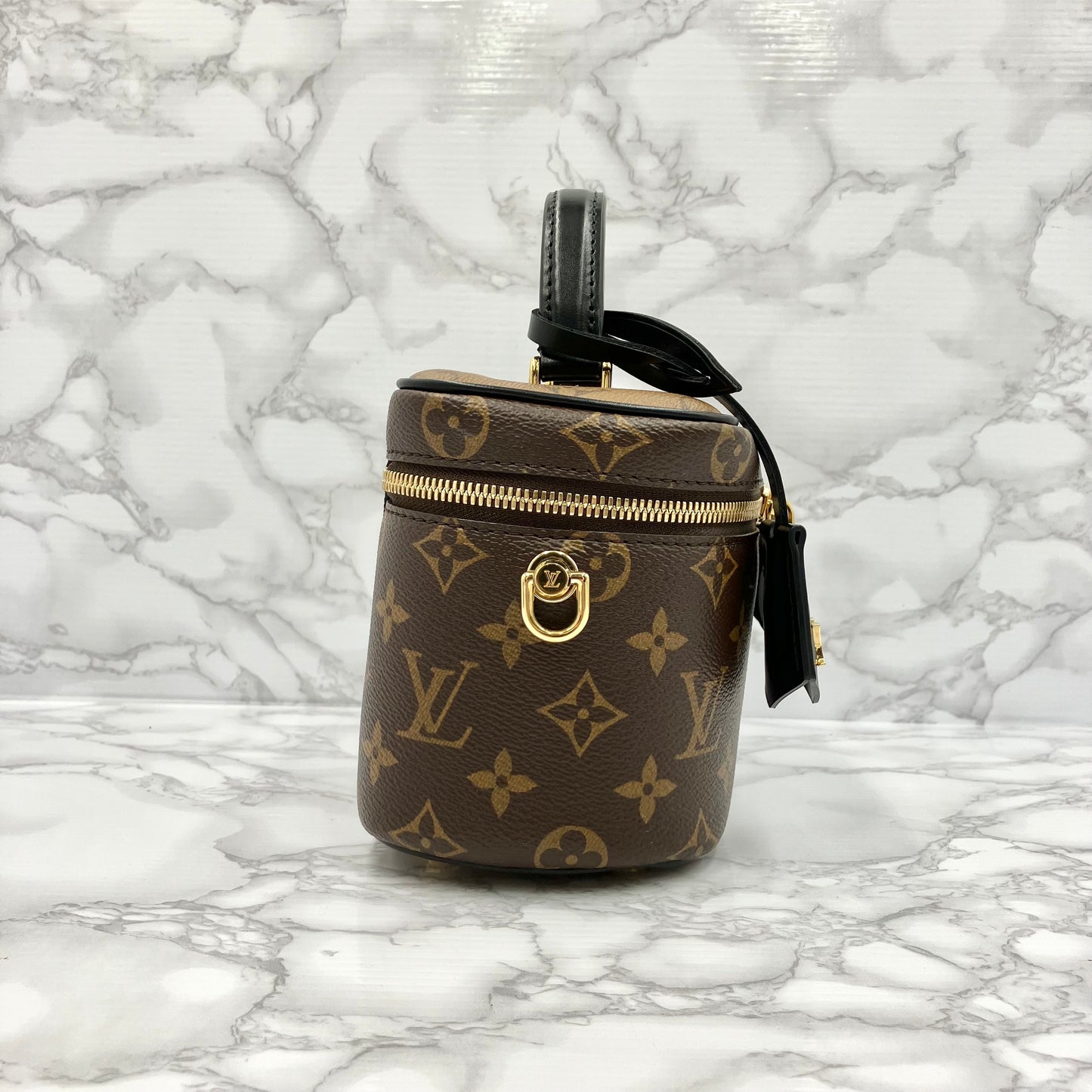 LOUIS VUITTON Monogram Reverse Vanity NV RFID