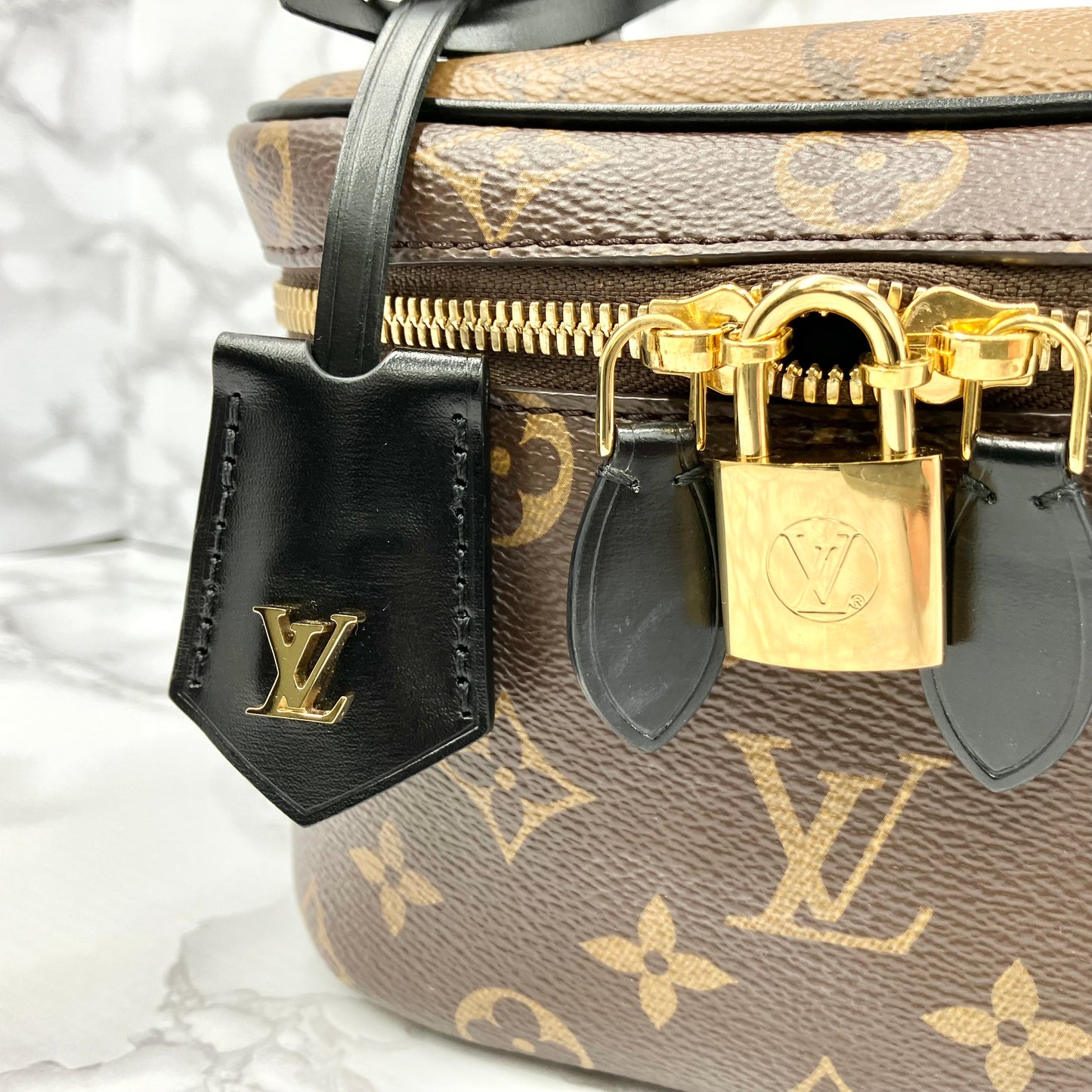 LOUIS VUITTON Monogram Reverse Vanity NV RFID