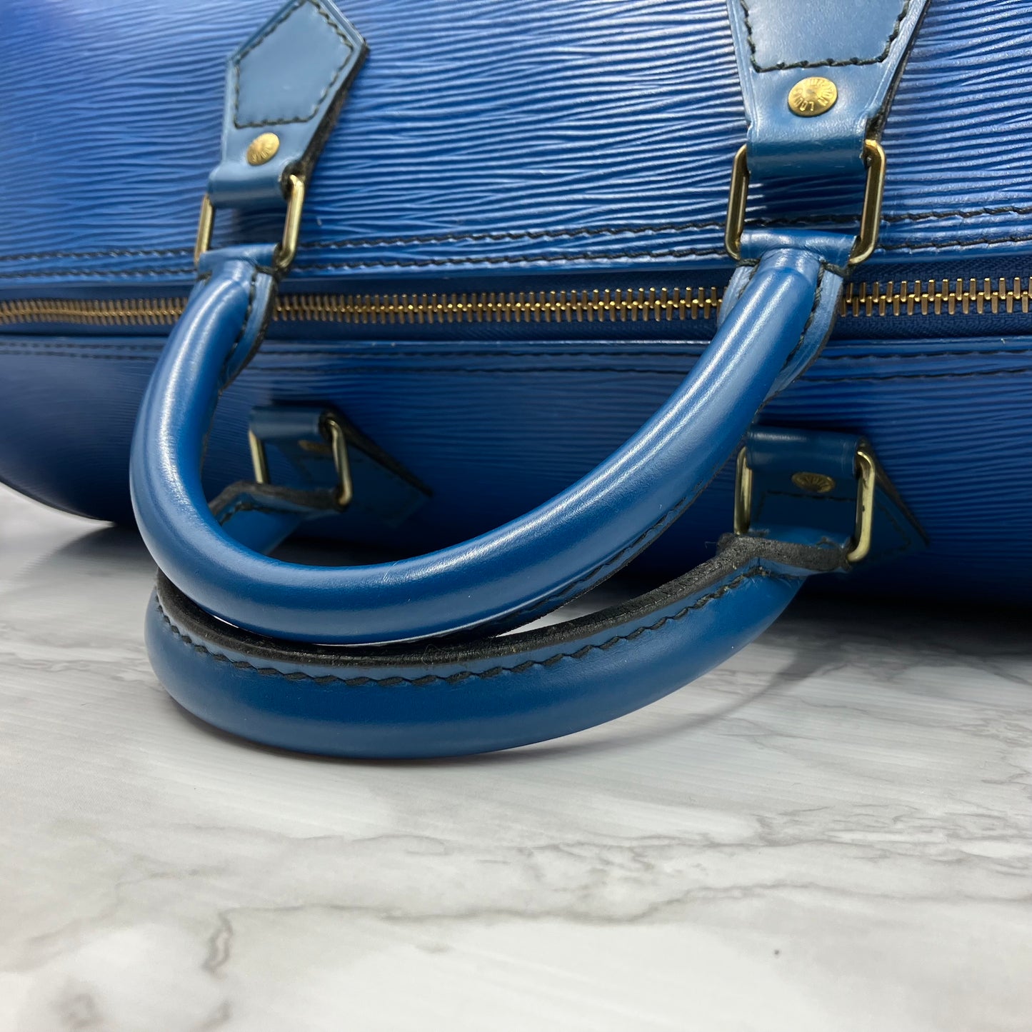 LOUIS VUITTON Epi speedy40