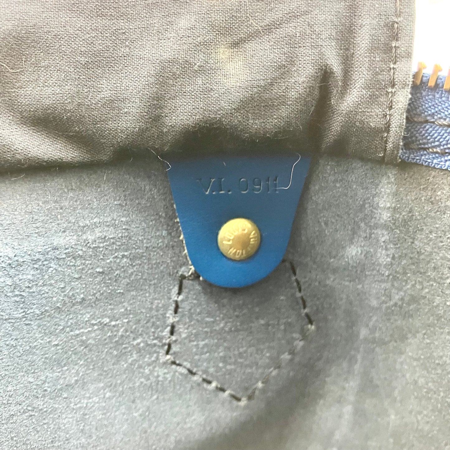 LOUIS VUITTON Epi speedy40