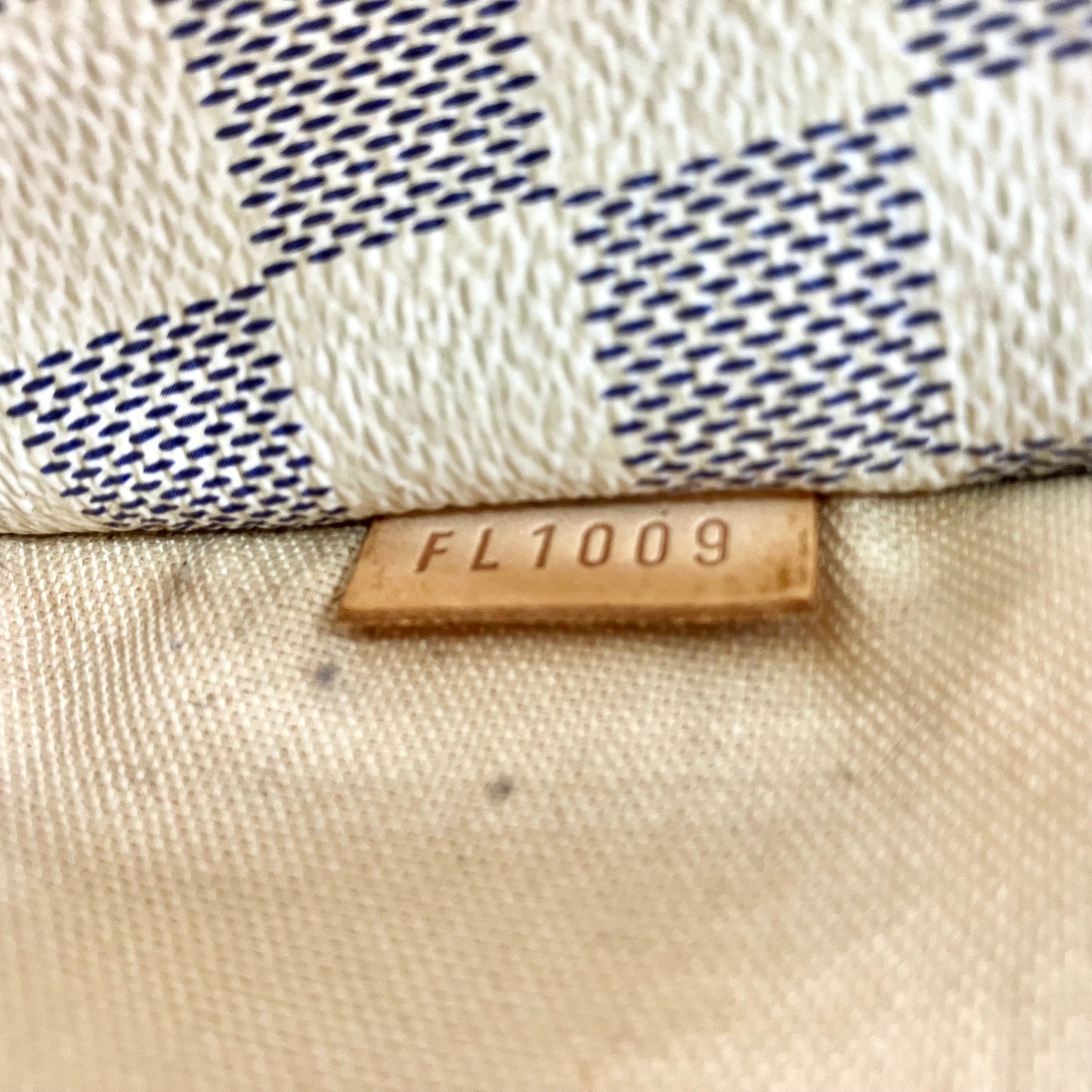 LOUIS VUITTON Damier Azur Totally PM