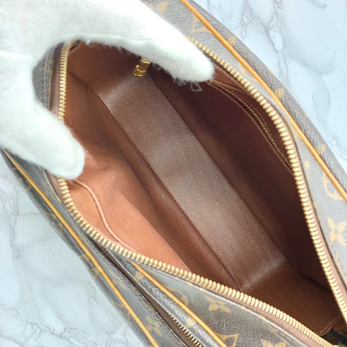 LOUIS VUITTON Monogram Nile