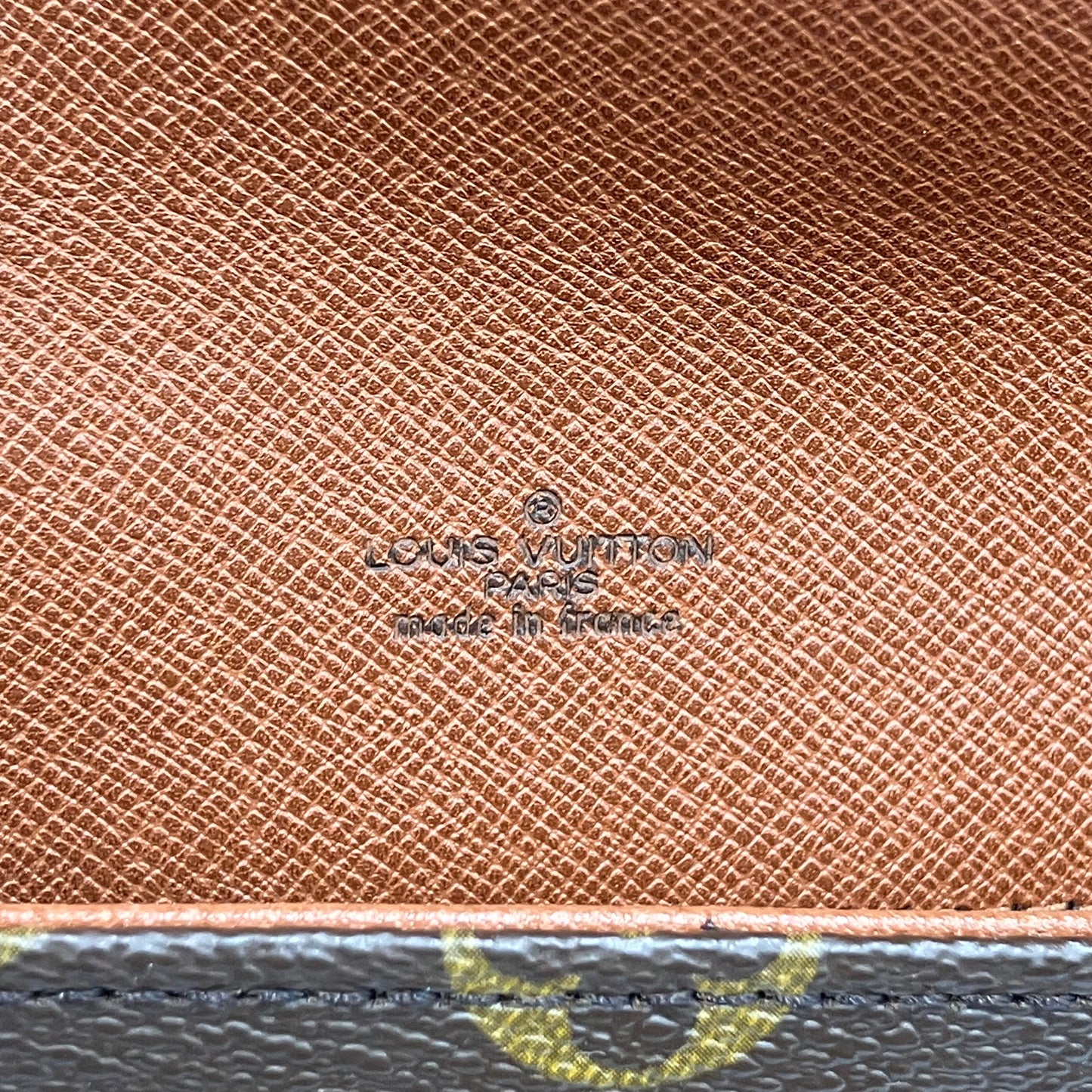 LOUIS VUITTON Chantilly