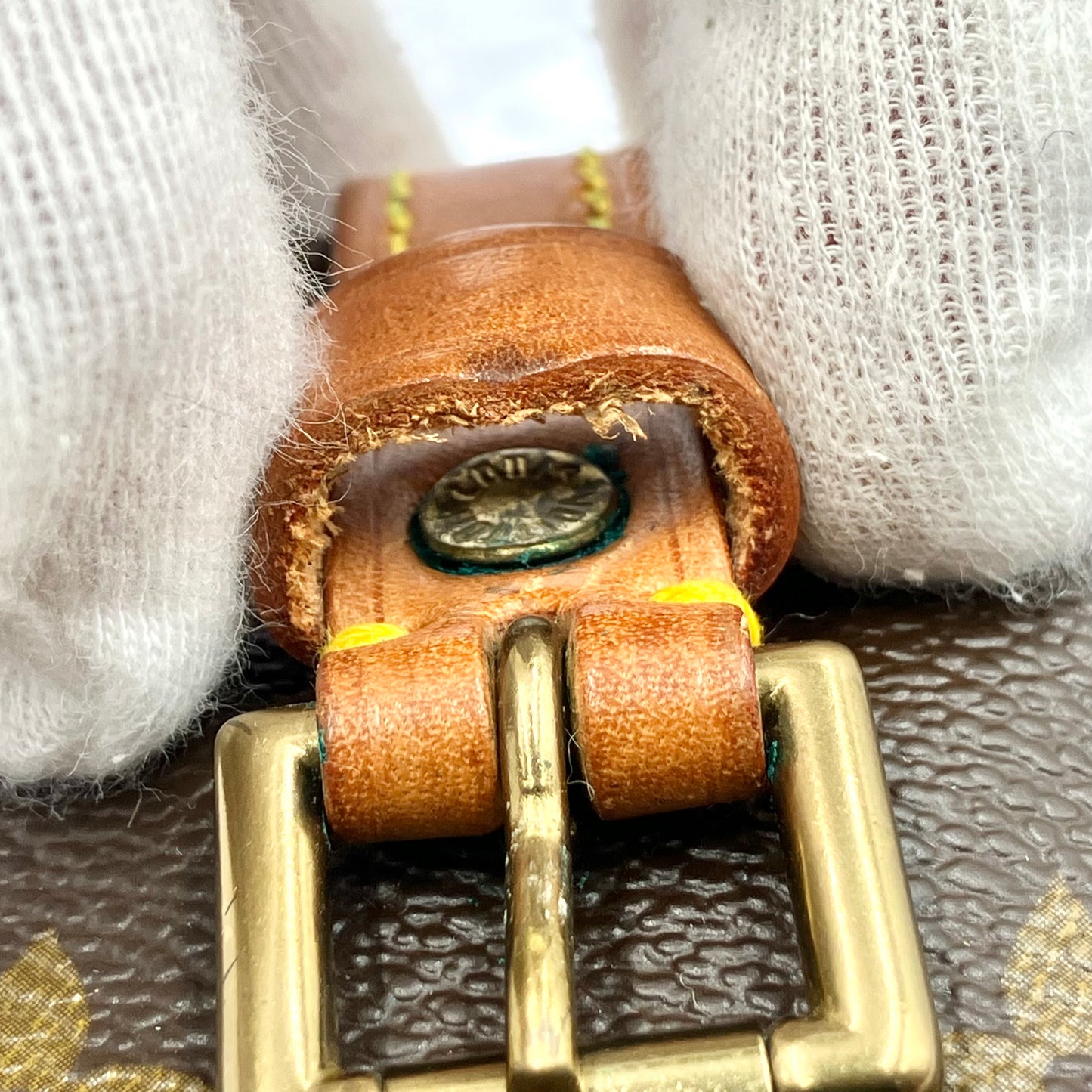 LOUIS VUITTON Chantilly