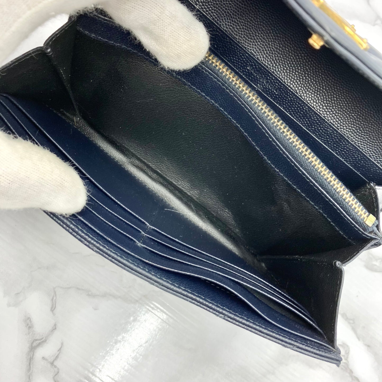 Yves Saint Laurent caviar long wallet