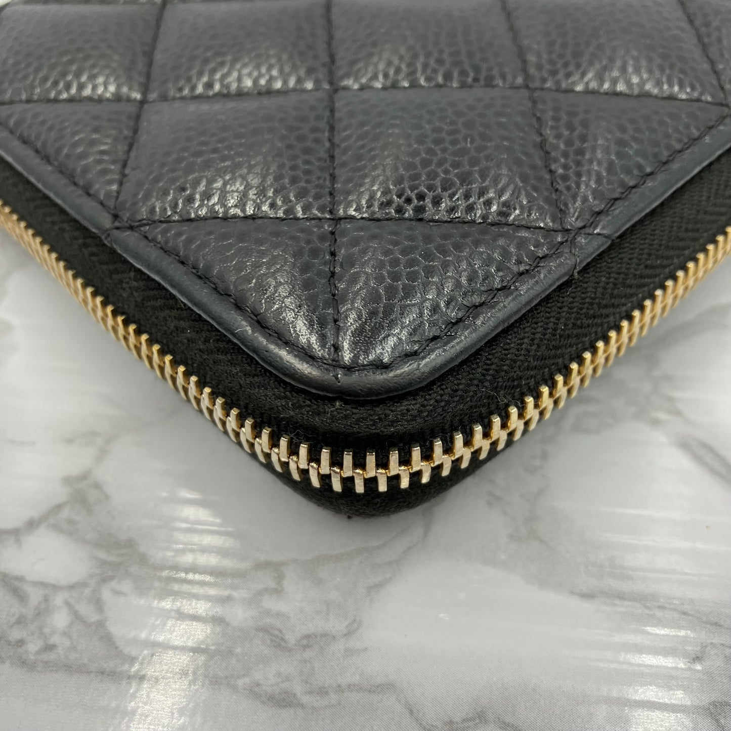 CHANEL Caviar long wallet