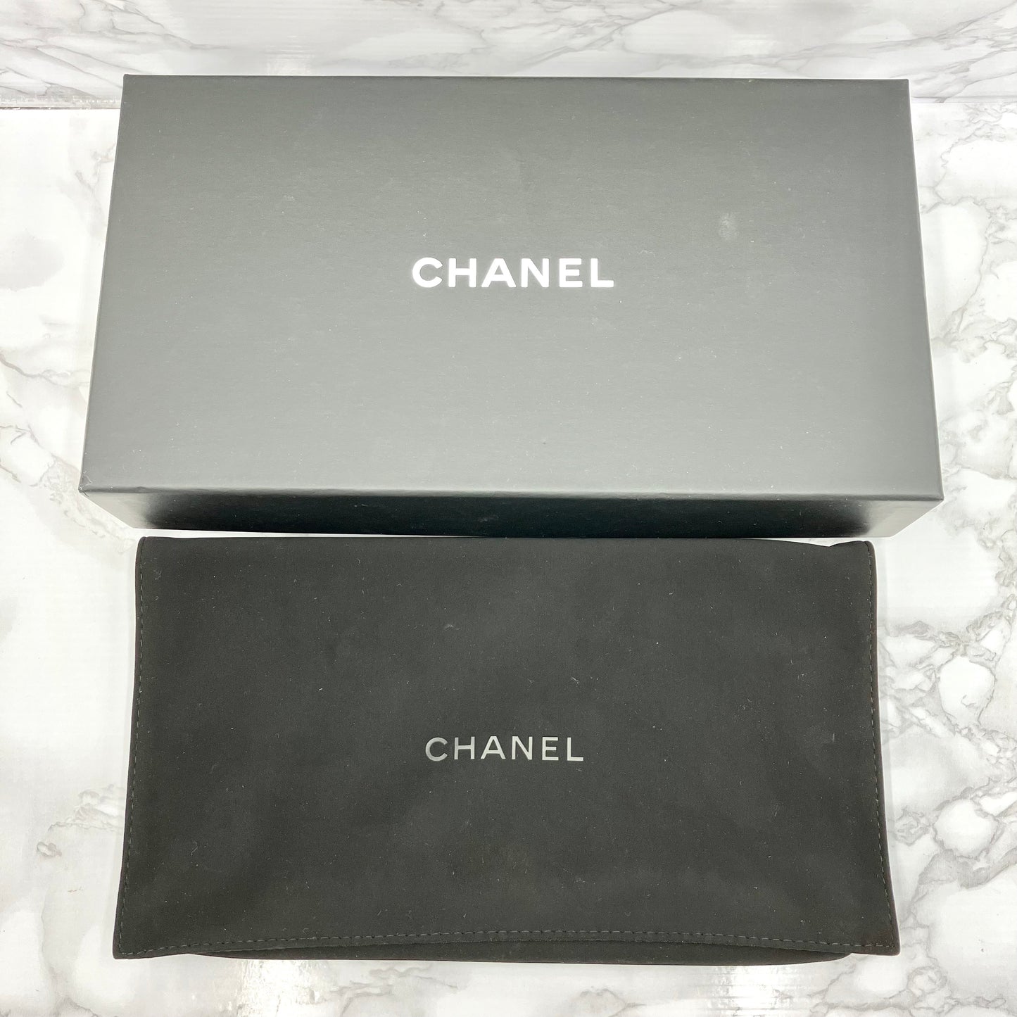 CHANEL Caviar long wallet