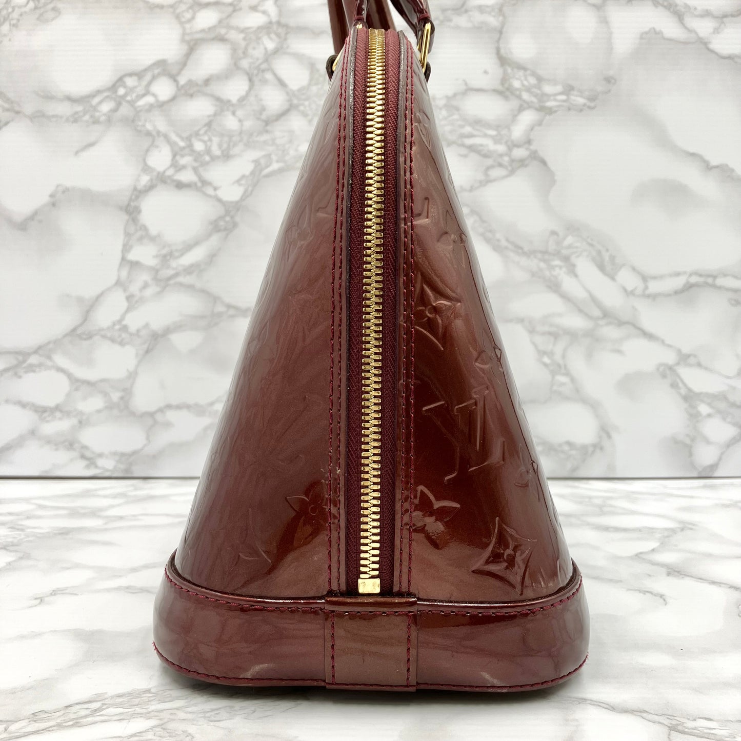 LOUIS VUITTON Vernis Alma PM