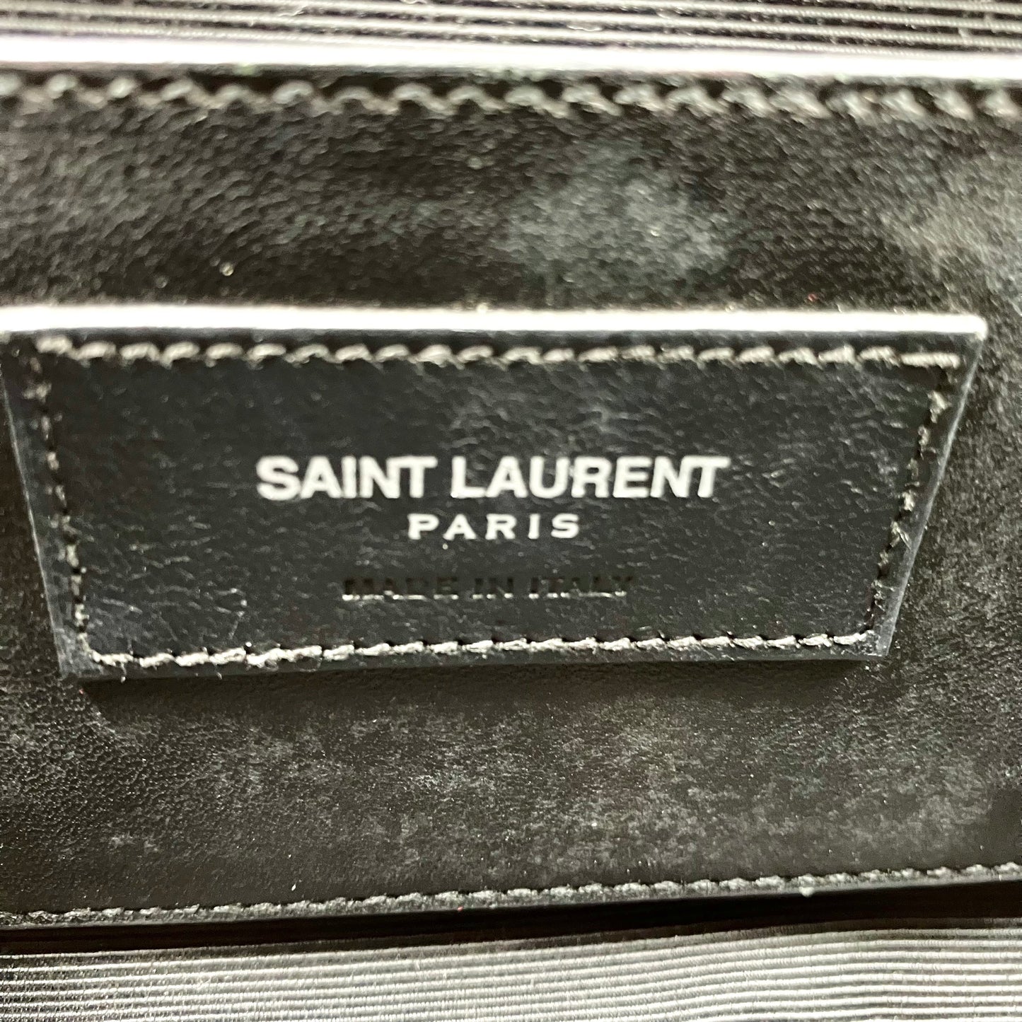 SAINT LAURENT PARIS LOULOU Shoulder Bag