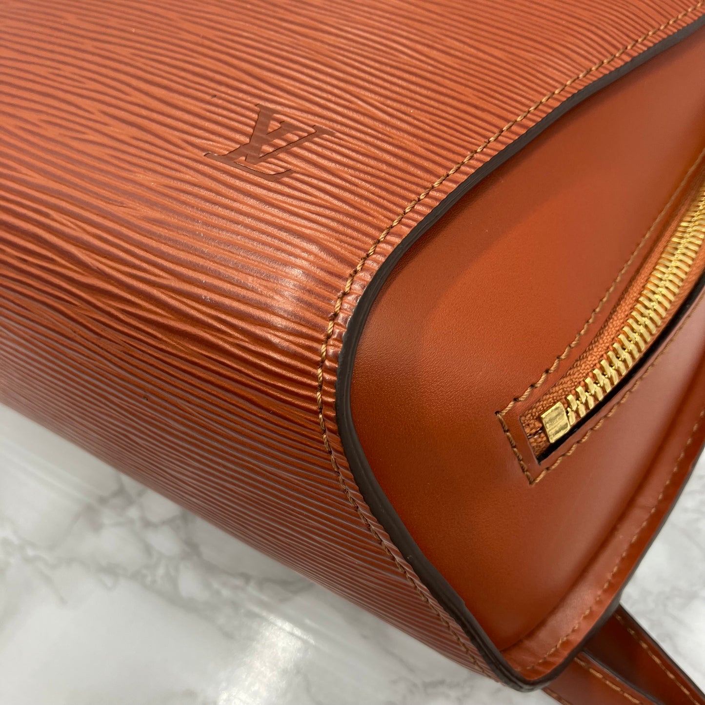 LOUIS VUITTON Epi Mabillon