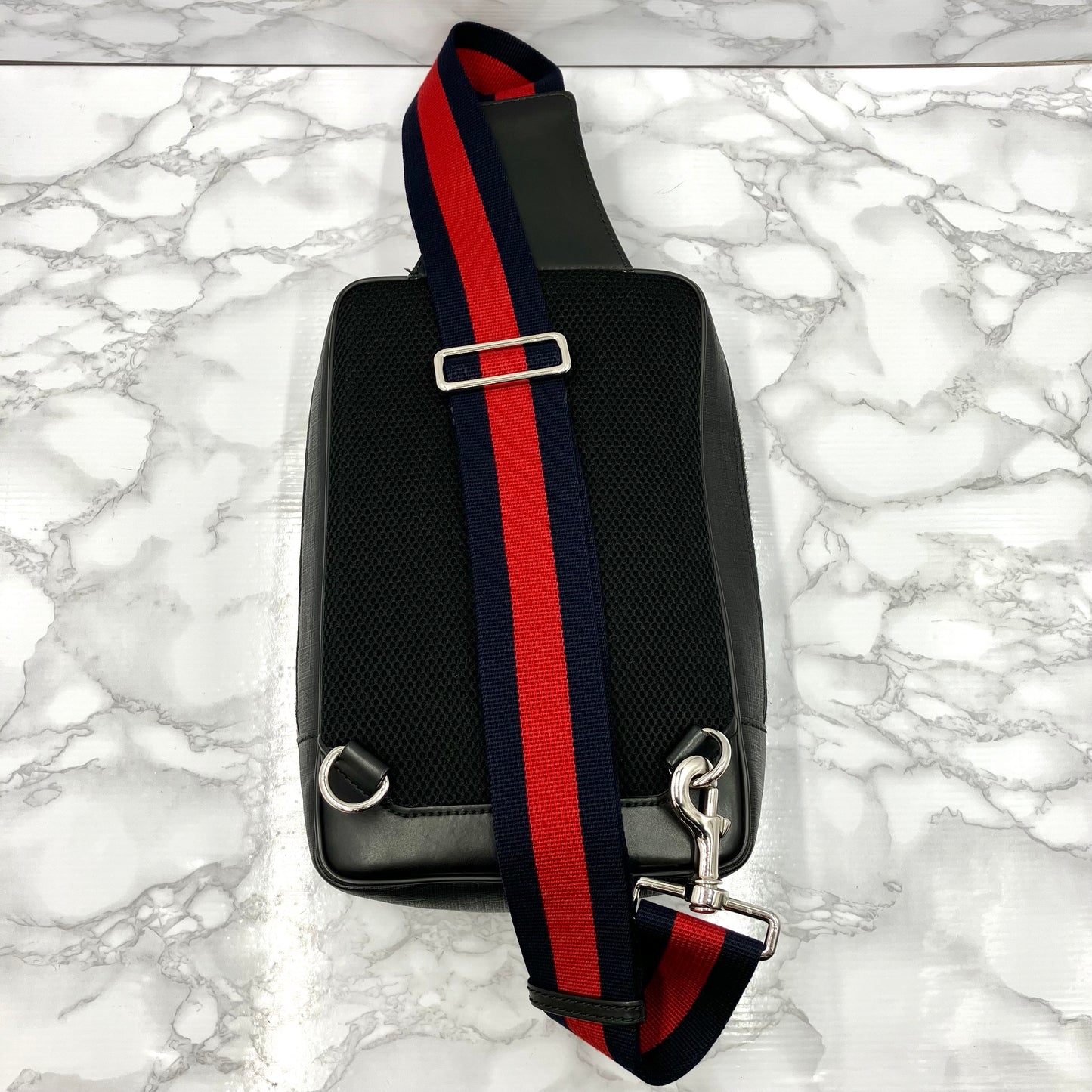 GUCCI GG Supreme Body Bag