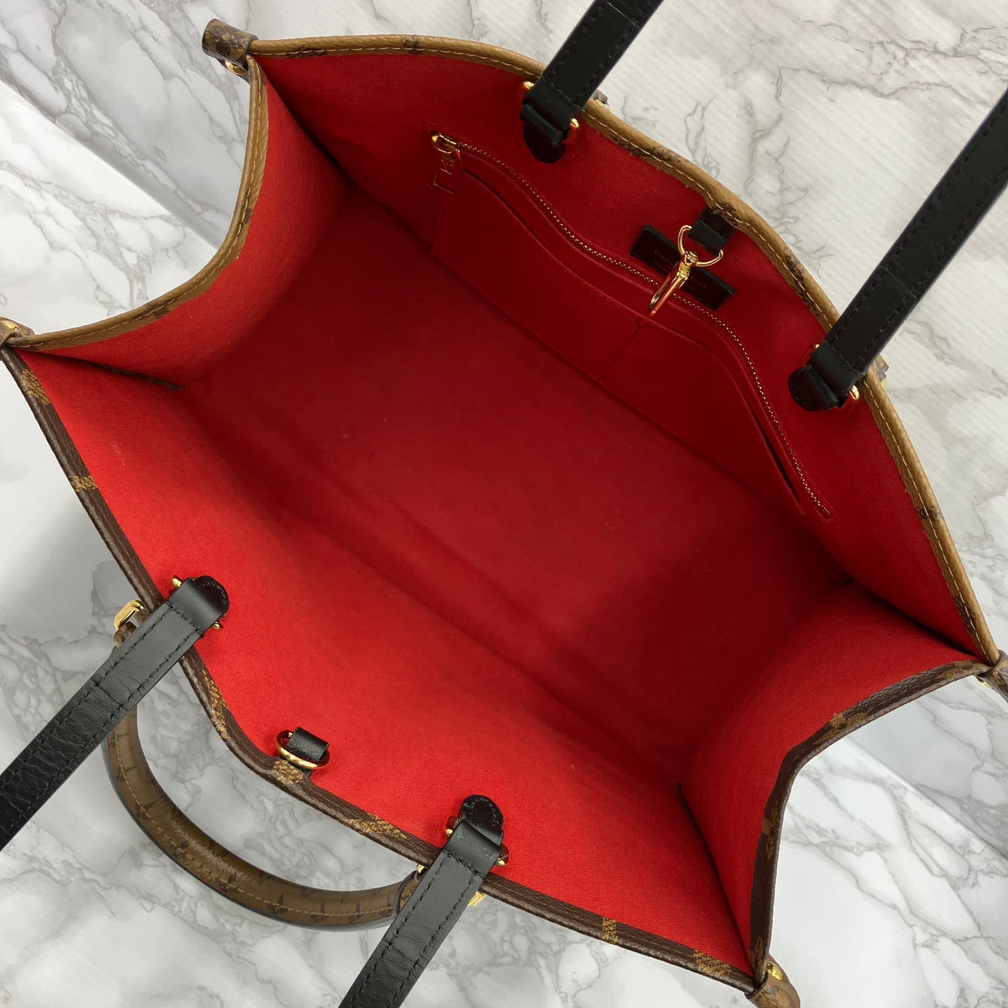 LOUIS VUITTON Monogram Reverse Giant On The Go MM