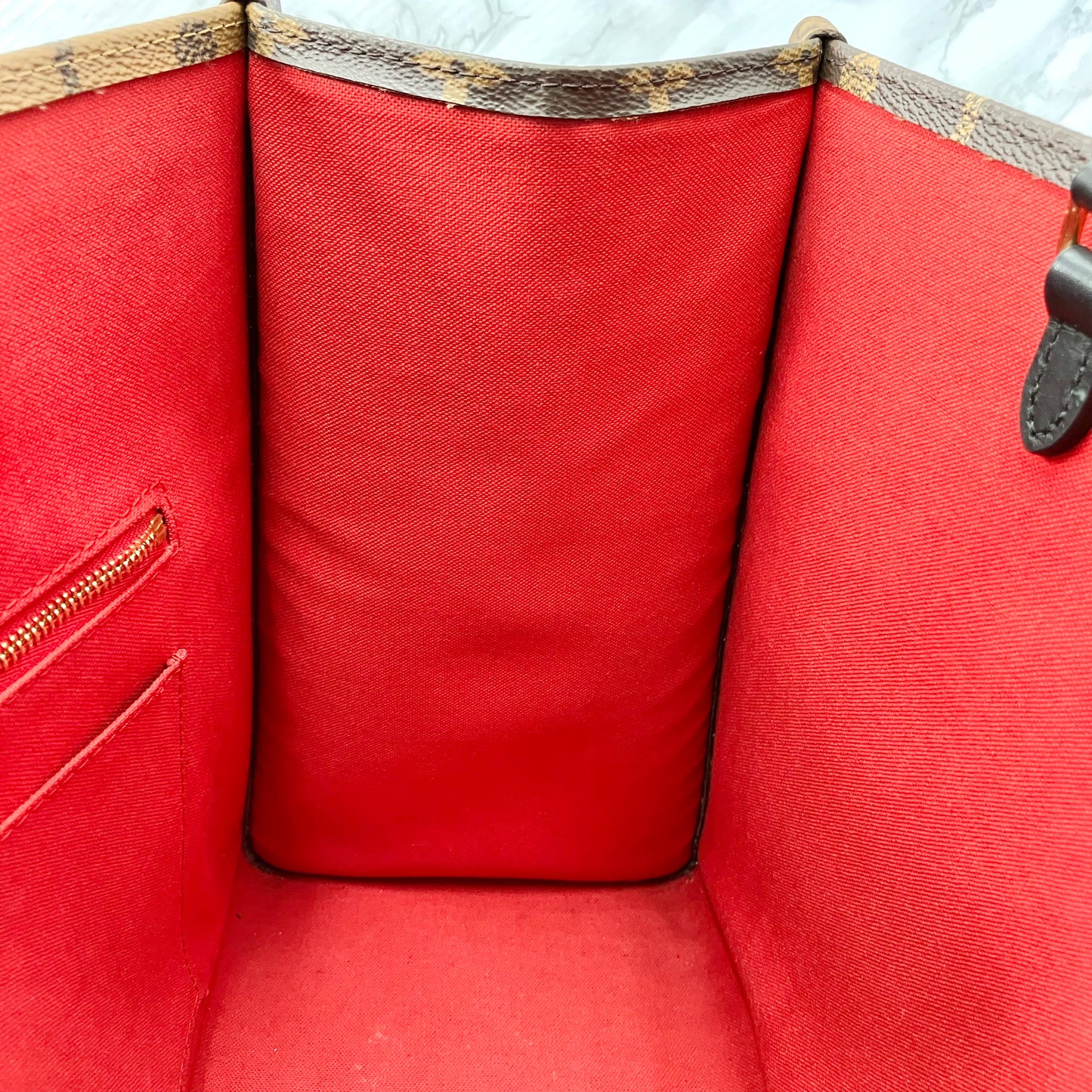 LOUIS VUITTON Monogram Reverse Giant On The Go MM