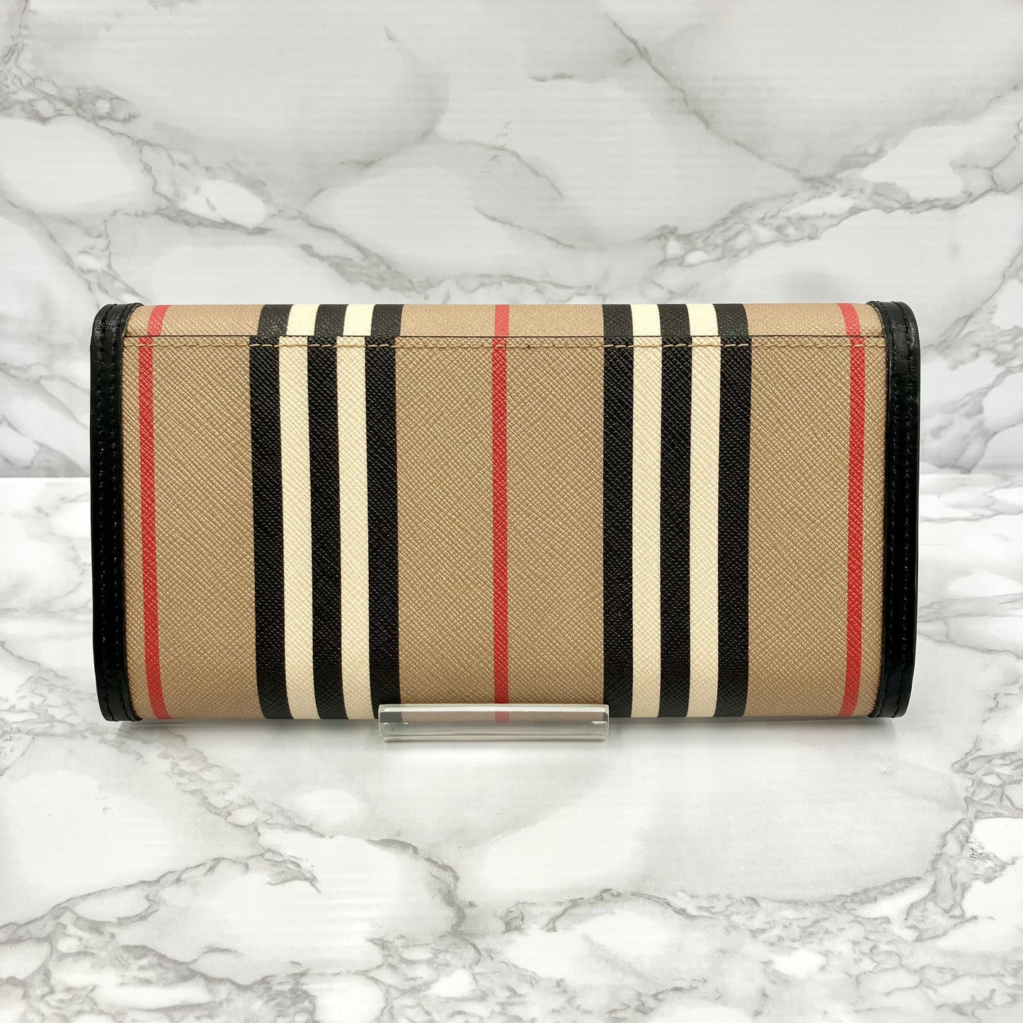 Burberry Long  wallet