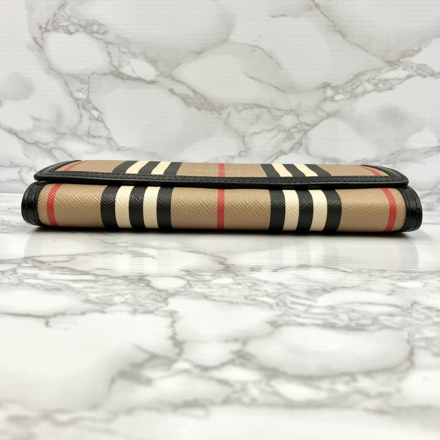 Burberry Long  wallet