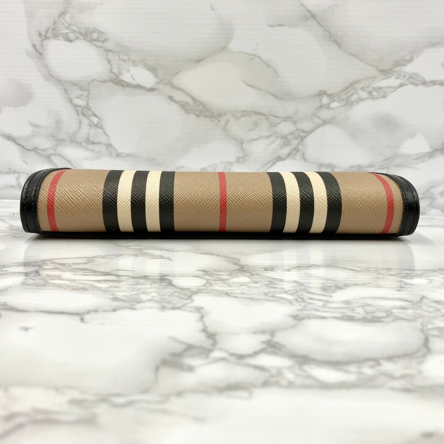 Burberry Long  wallet